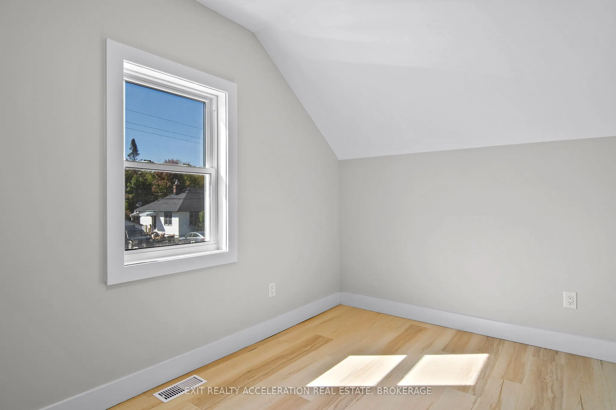 213 Belleville Road