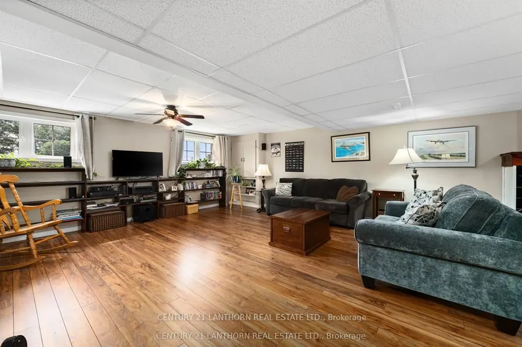 1489 Airport Parkway