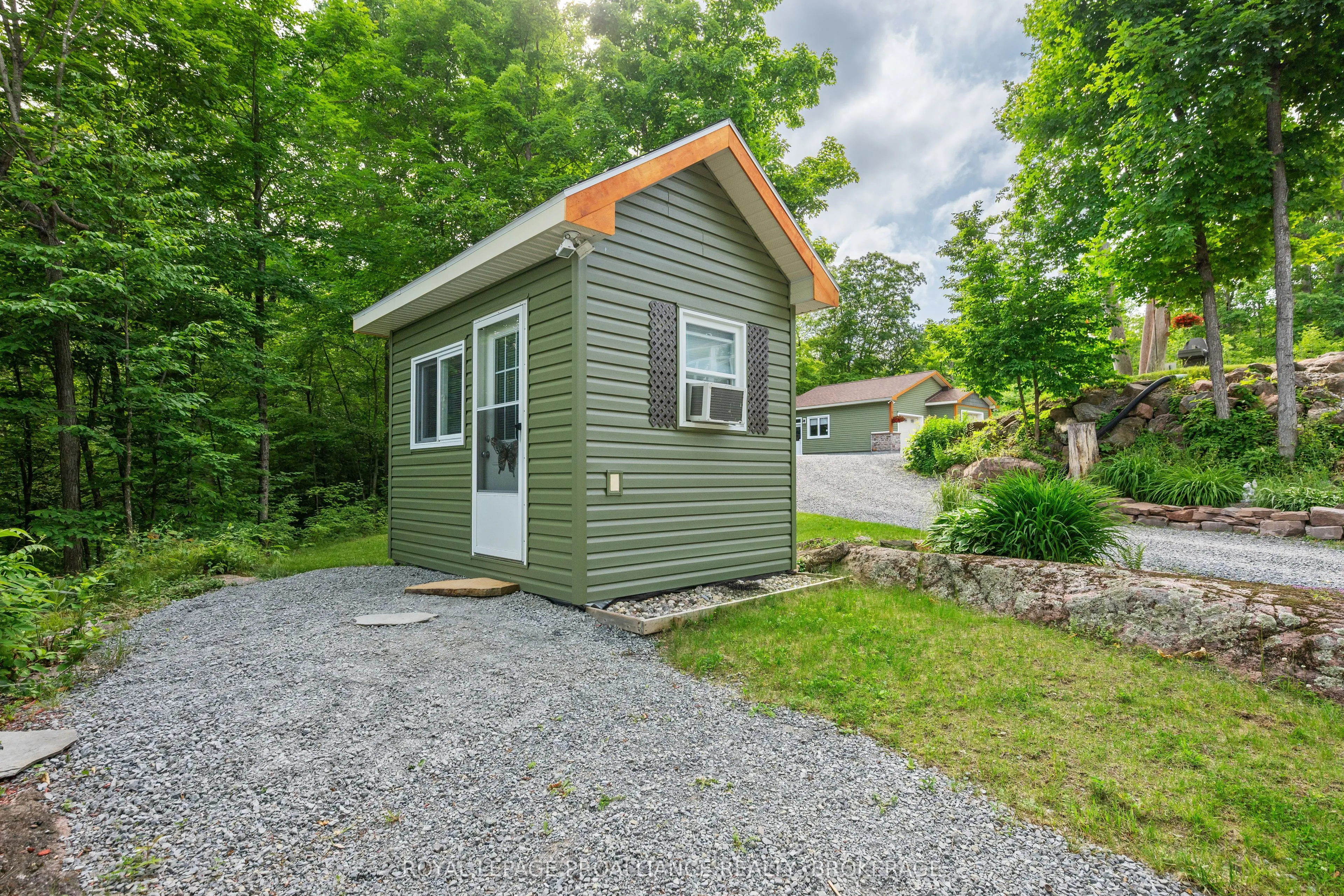 3670B Westport Road