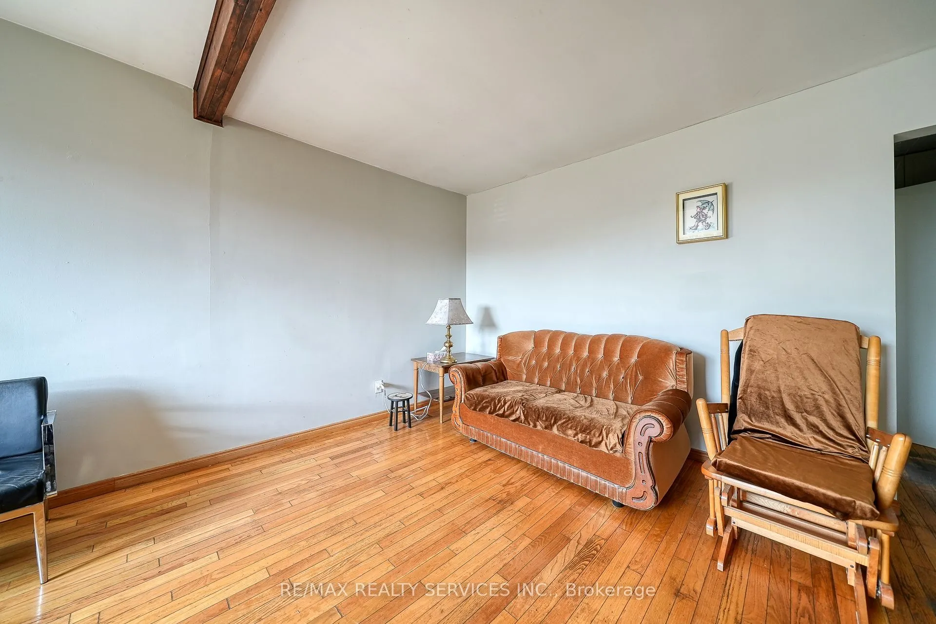 24 Norlan Avenue