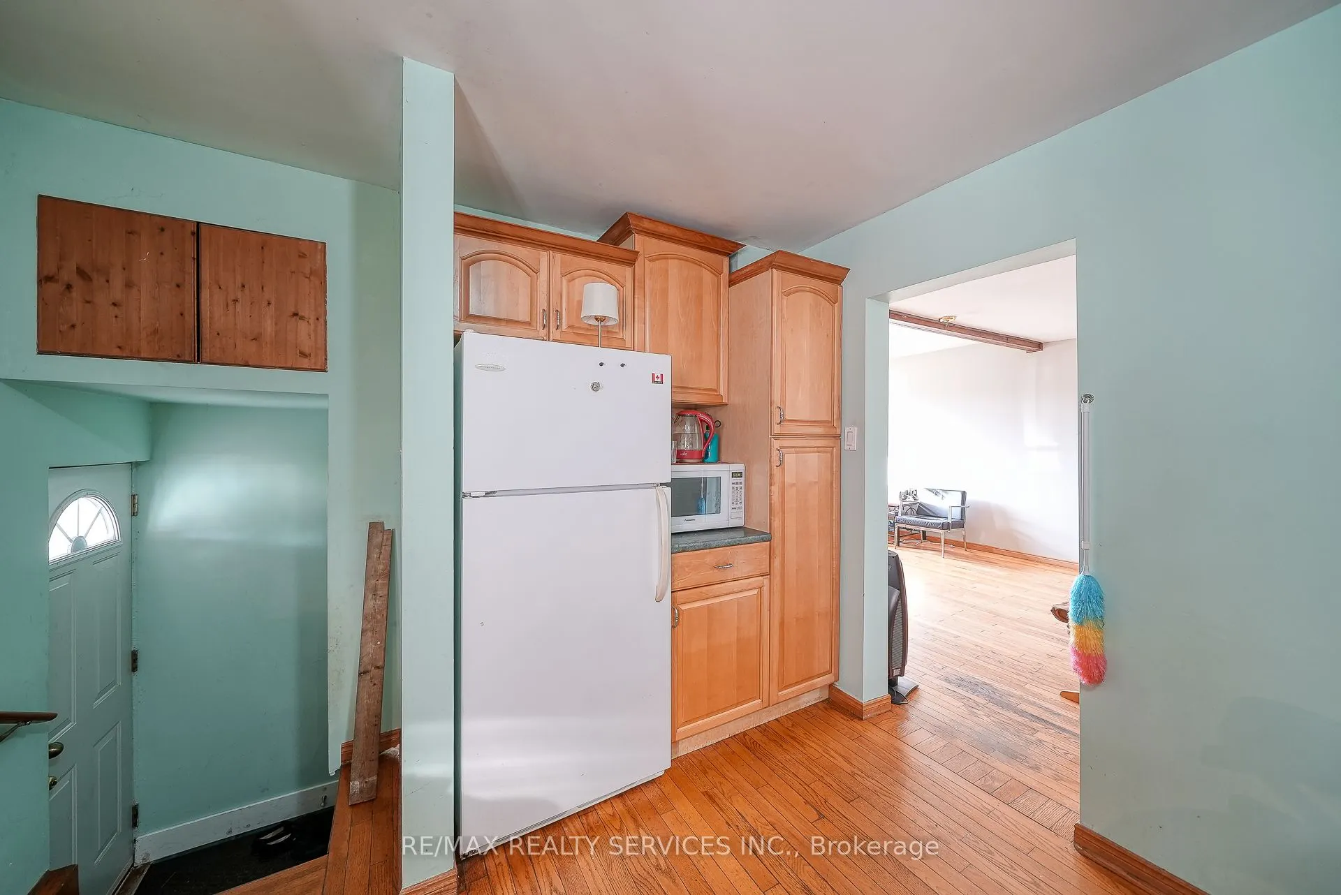 24 Norlan Avenue