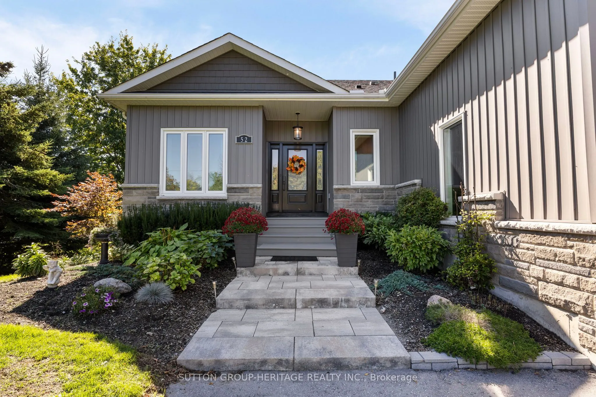 52 Hillside Drive