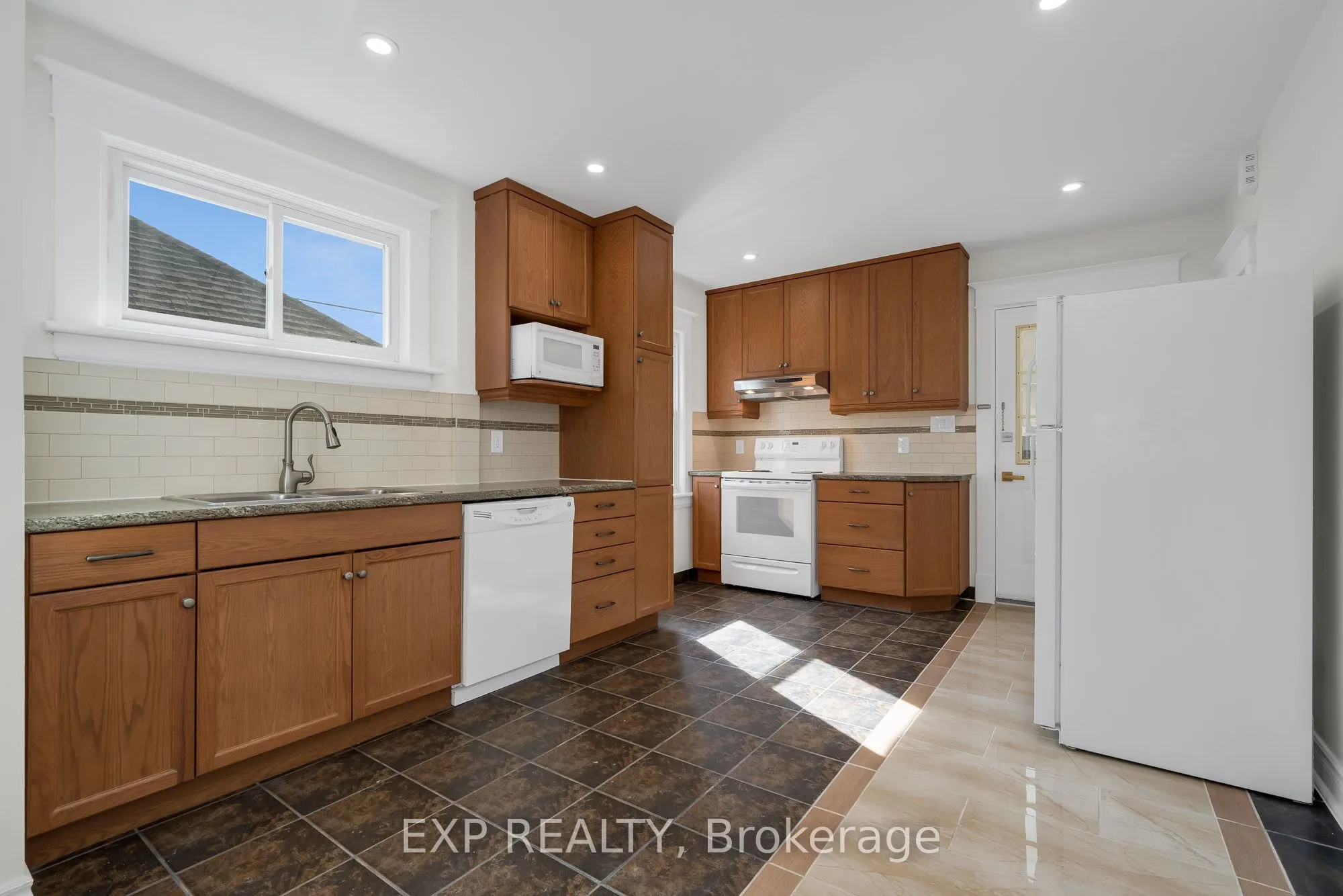 229 GENEVA Street, #2