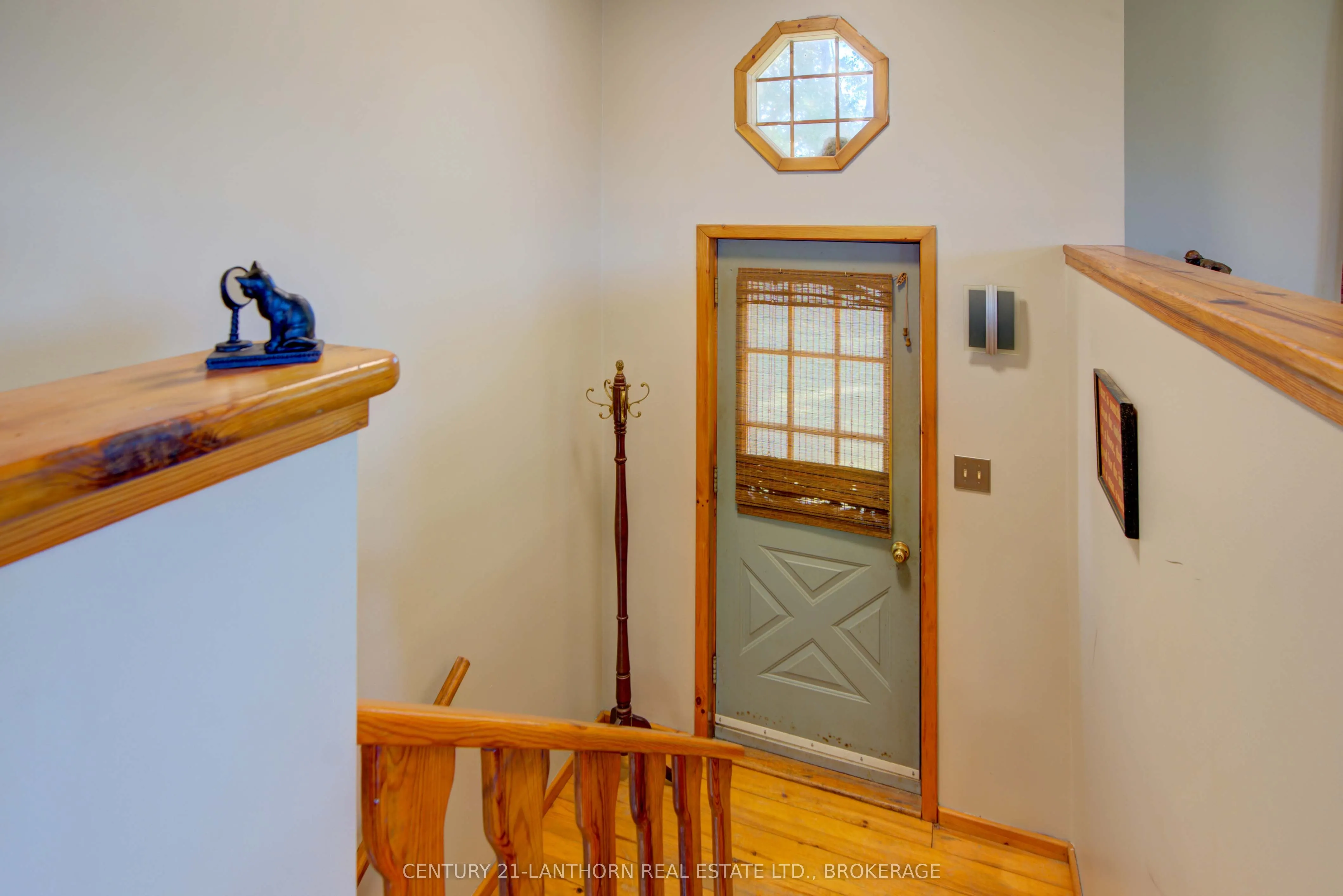 895 Ninth Concession Road