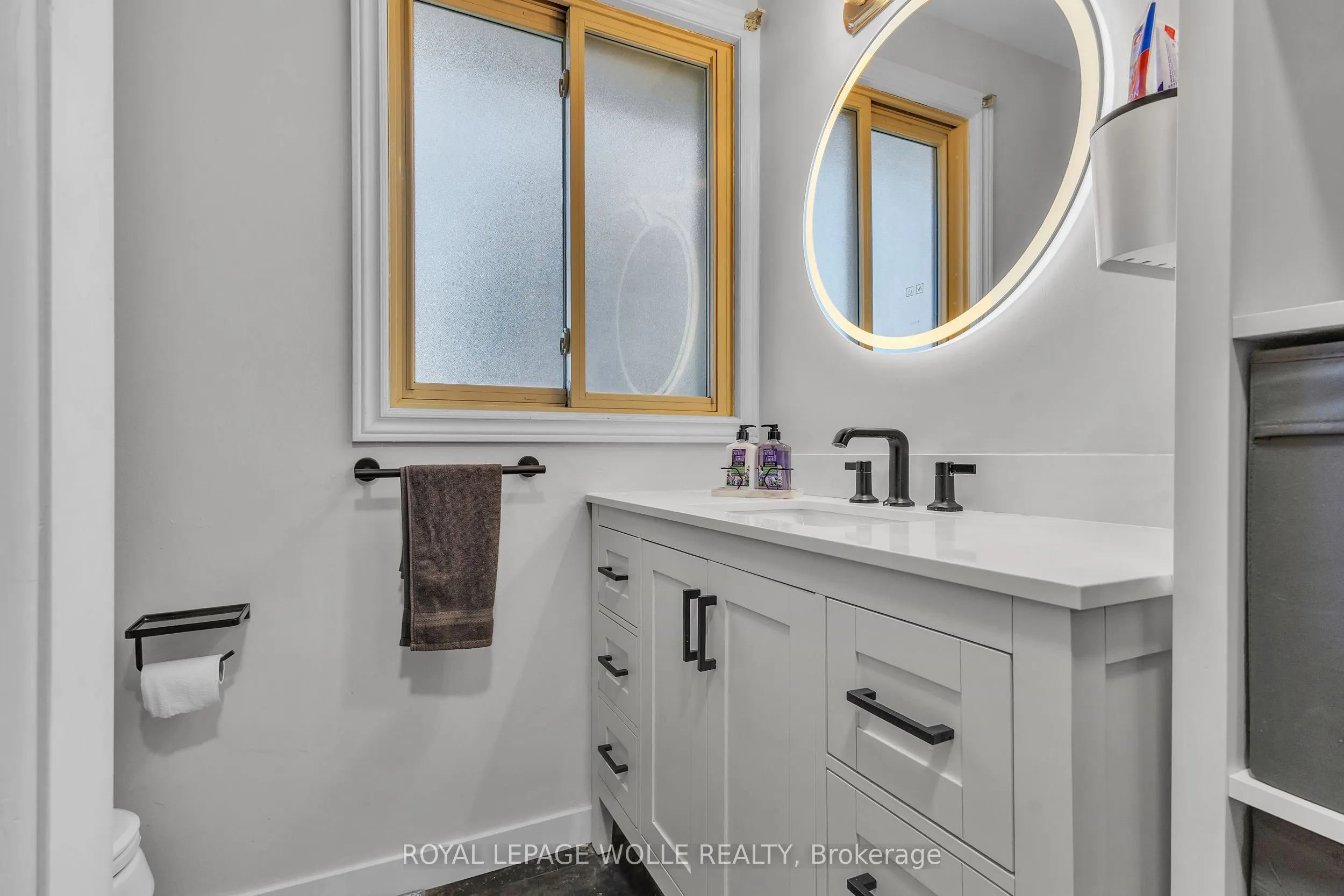 110 Shadeland Crescent