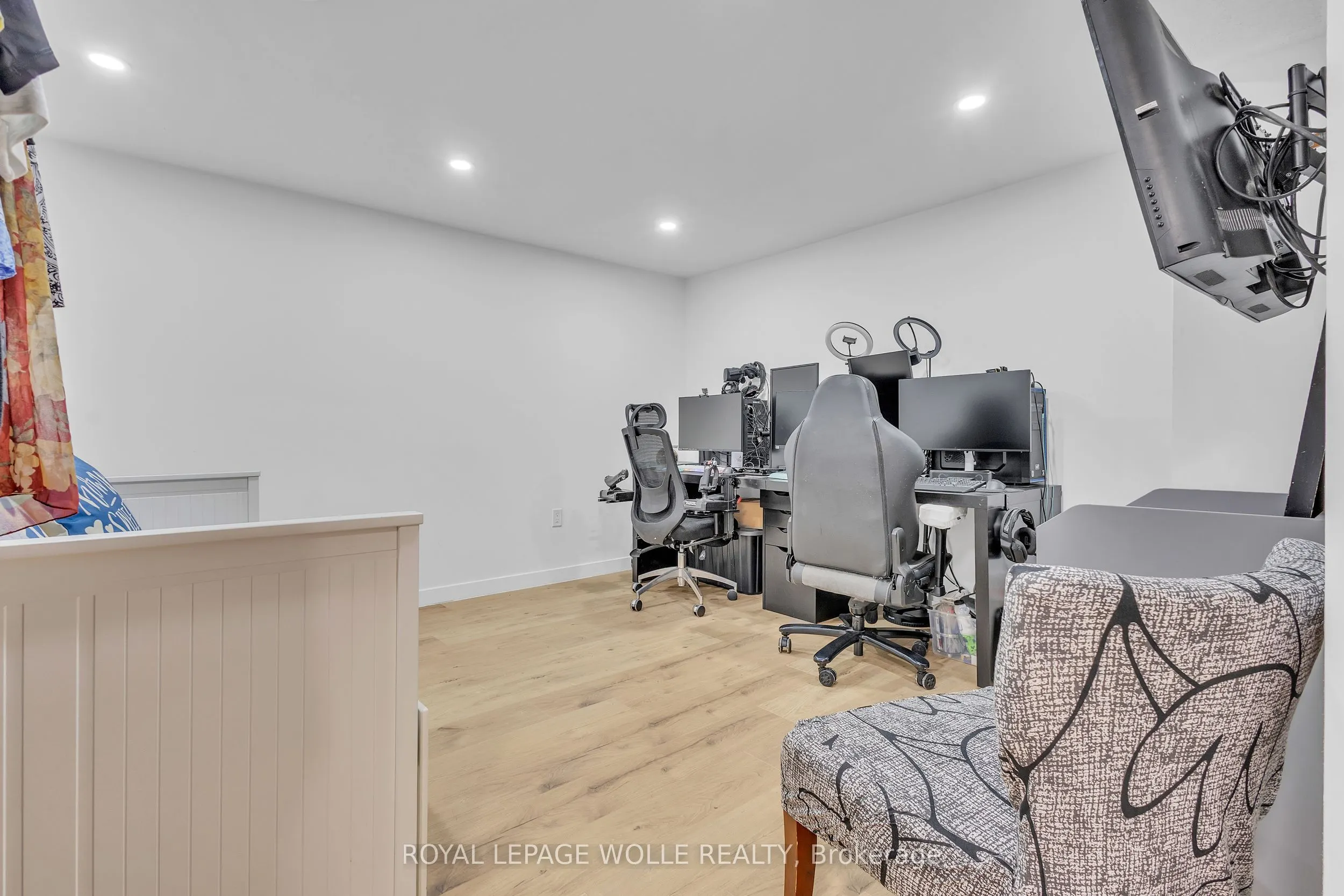 110 Shadeland Crescent