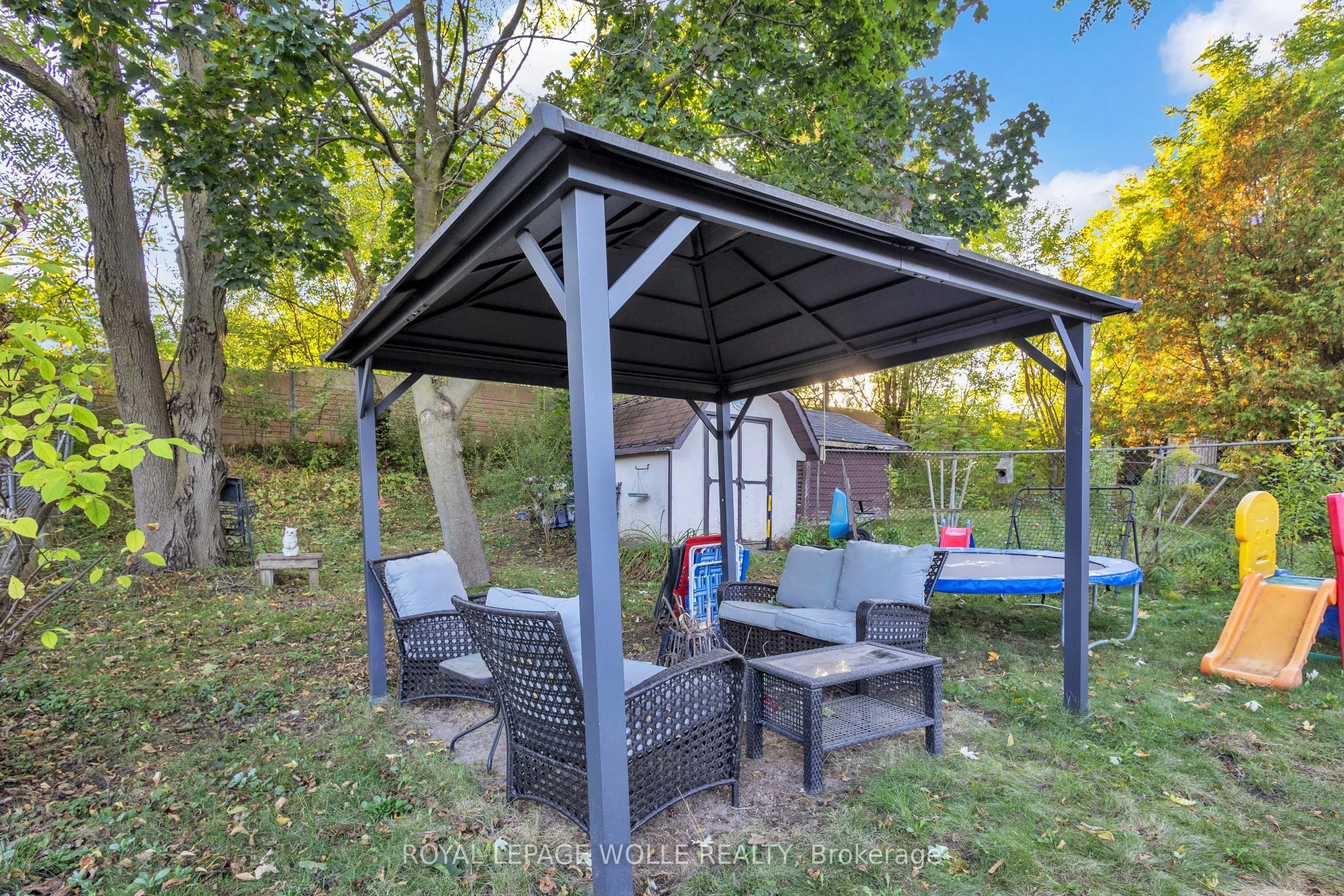 110 Shadeland Crescent