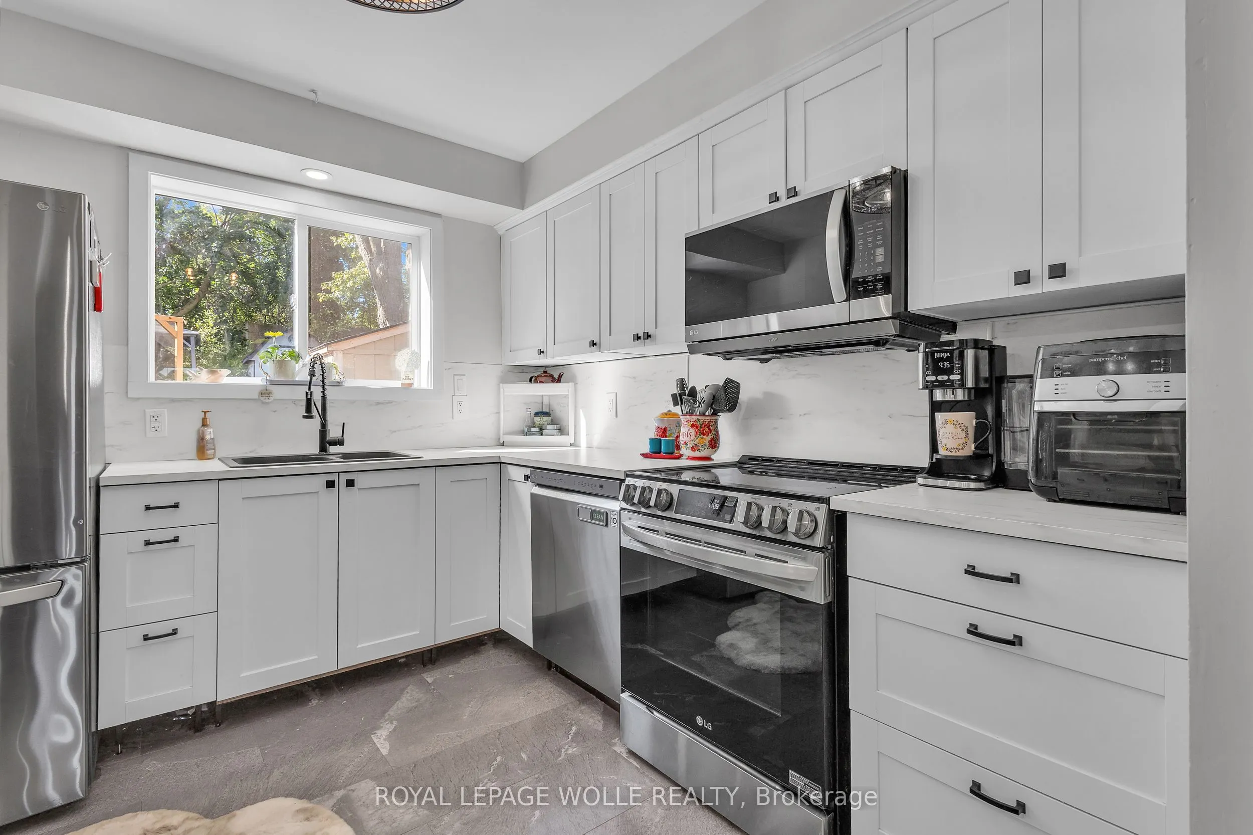110 Shadeland Crescent