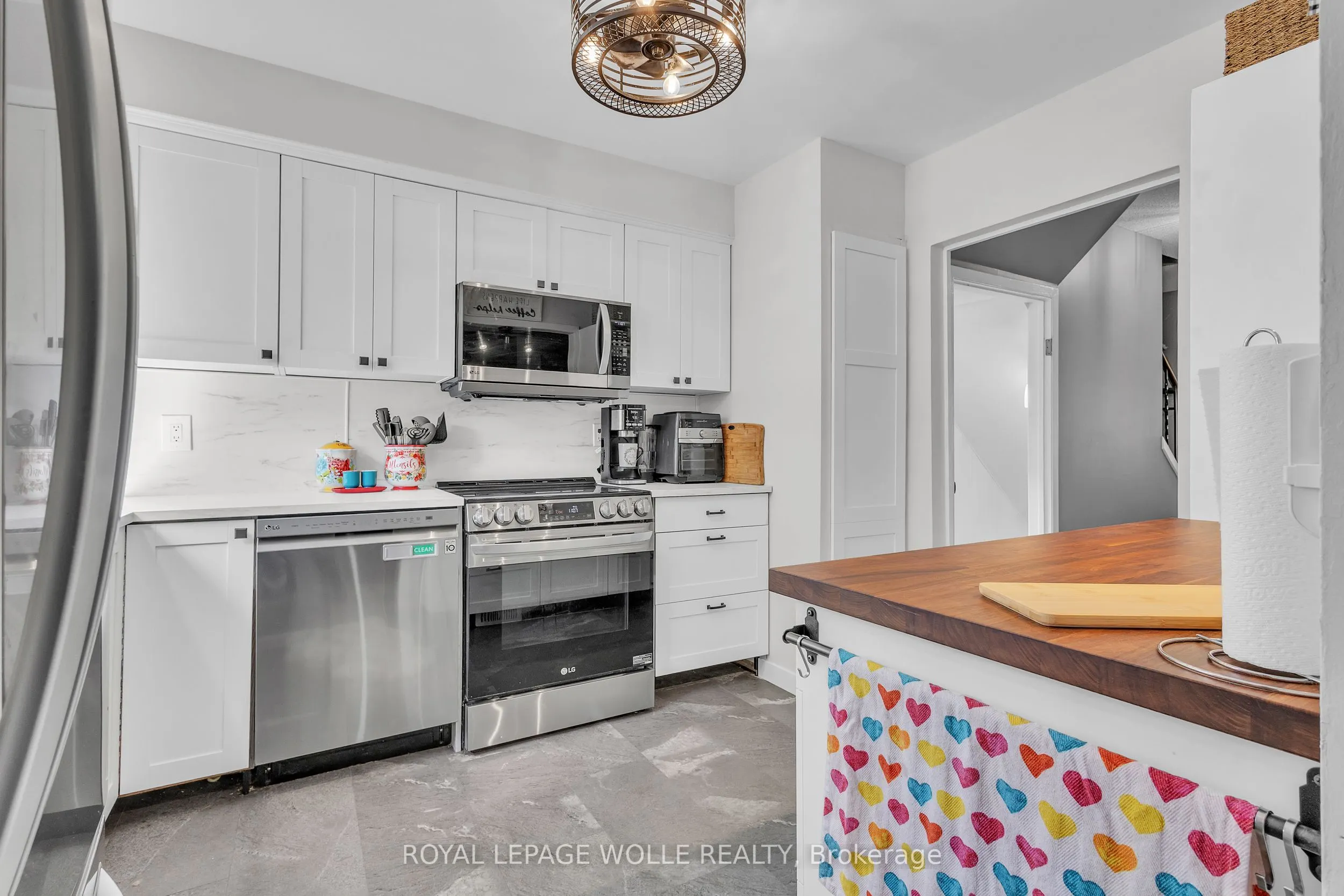 110 Shadeland Crescent