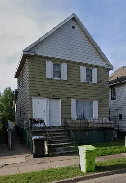 641 Queen Street W