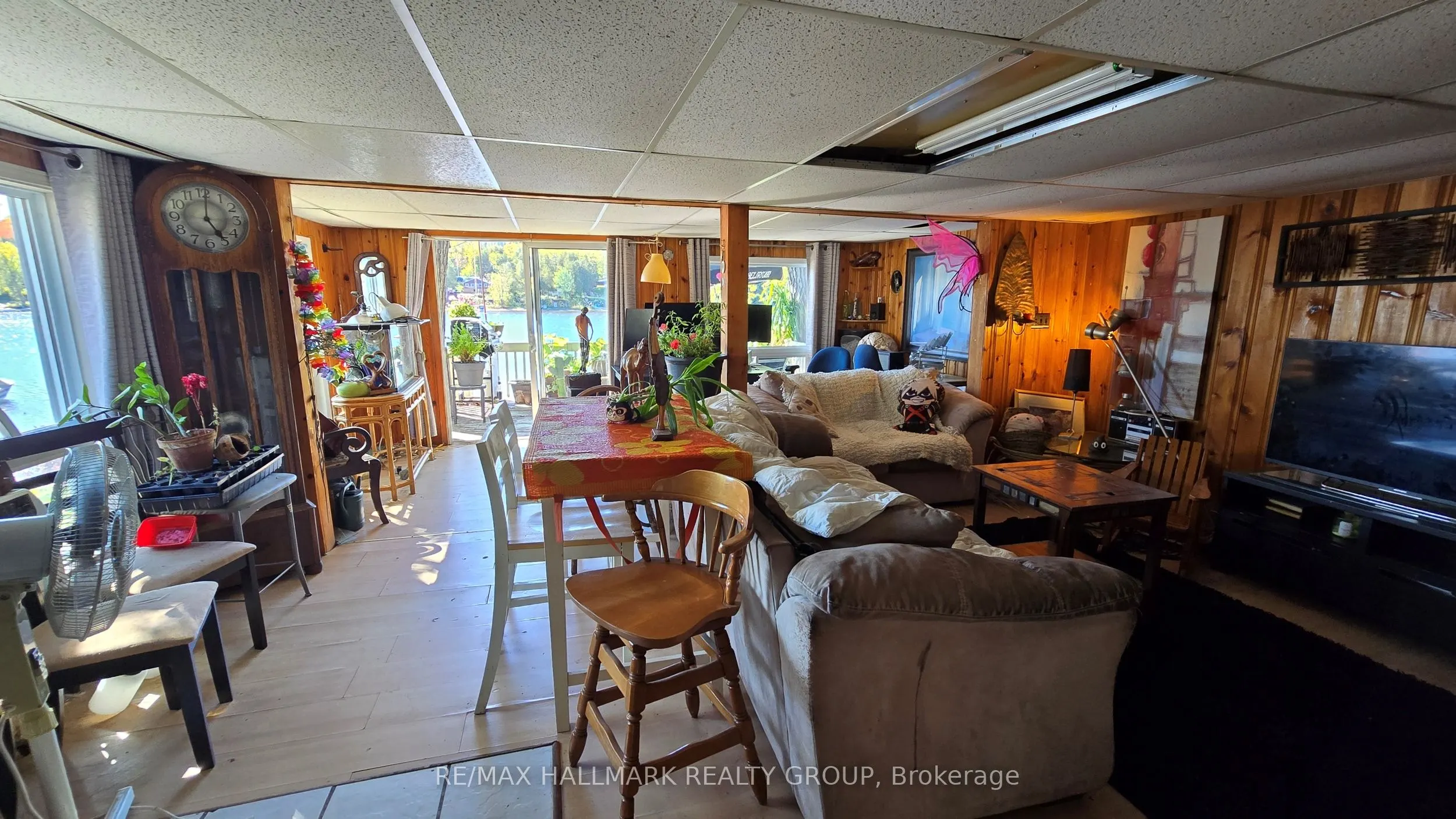 1048 Bayview Drive
