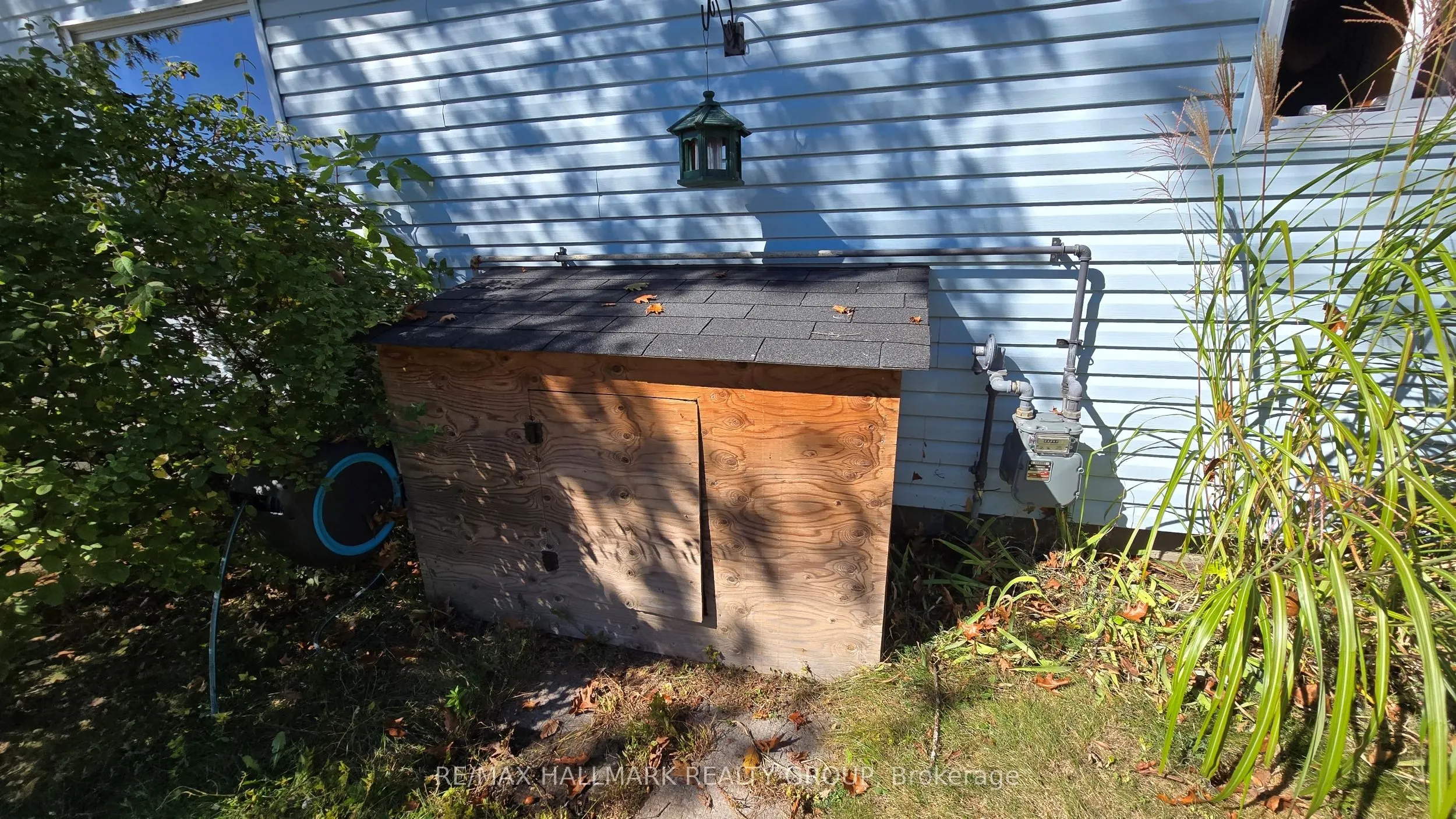 1048 Bayview Drive