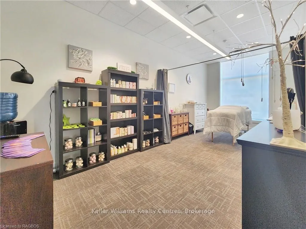 1020 GODERICH Street, #120
