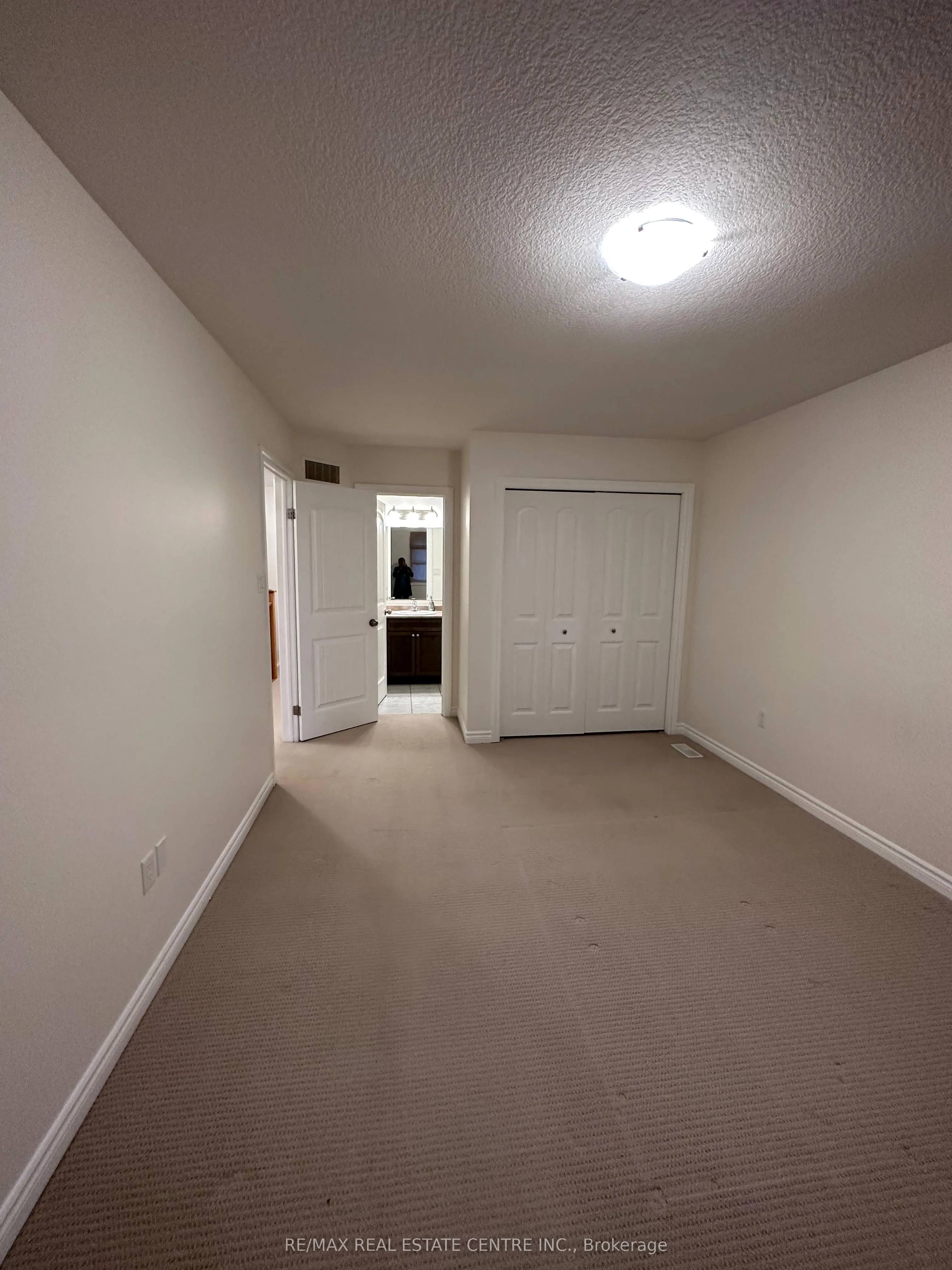 61 Laughland Lane
