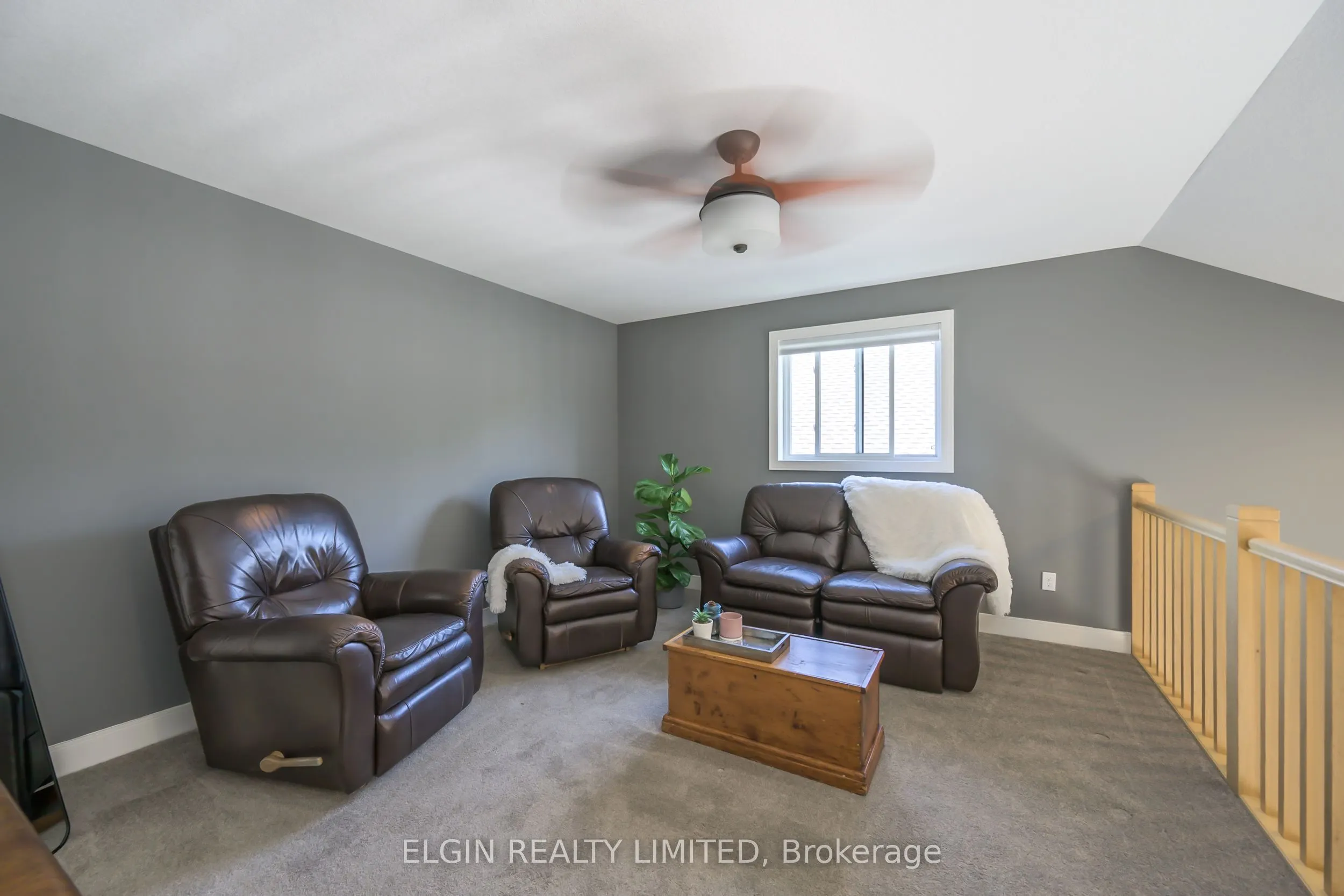 8 Deerfield Court