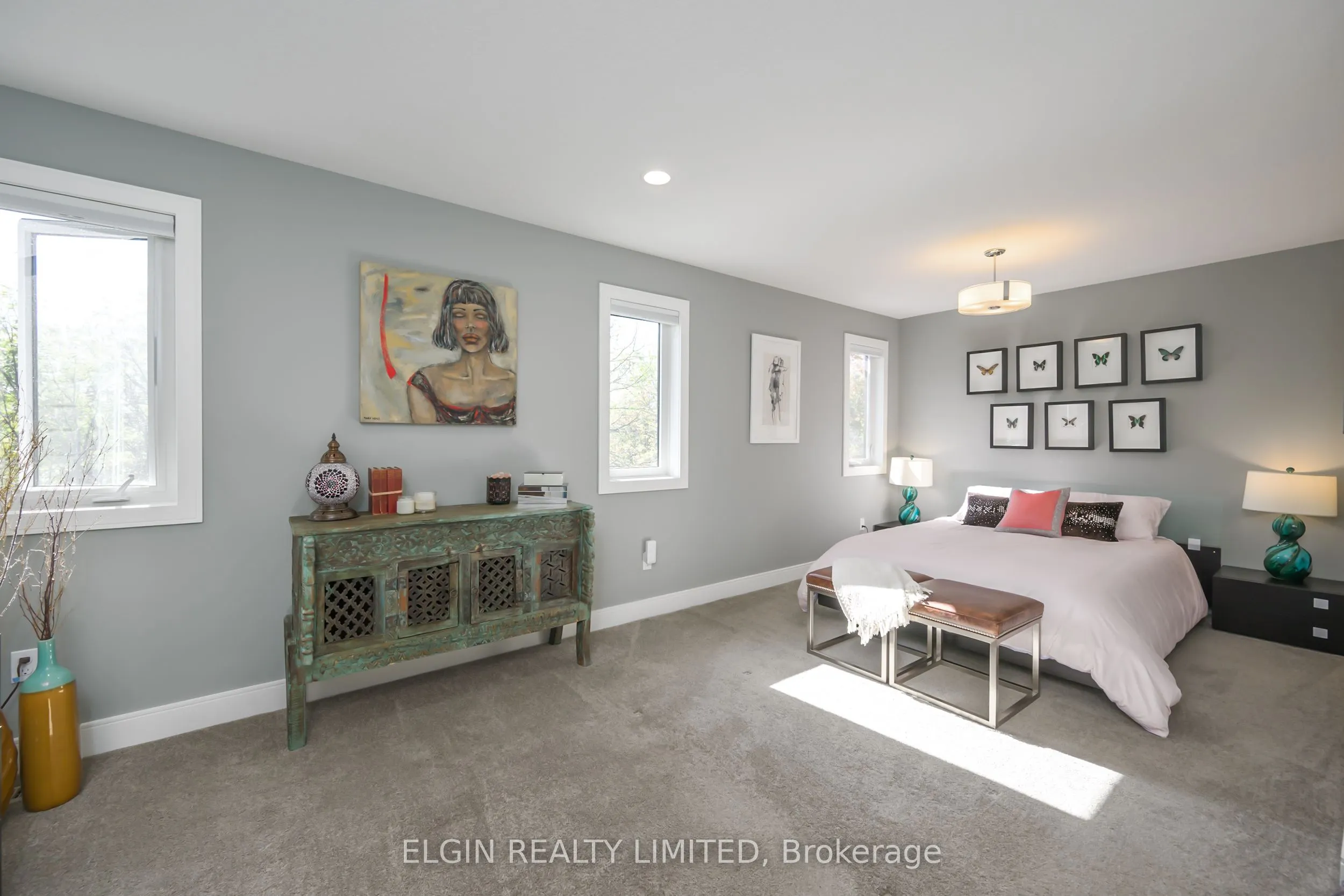 8 Deerfield Court