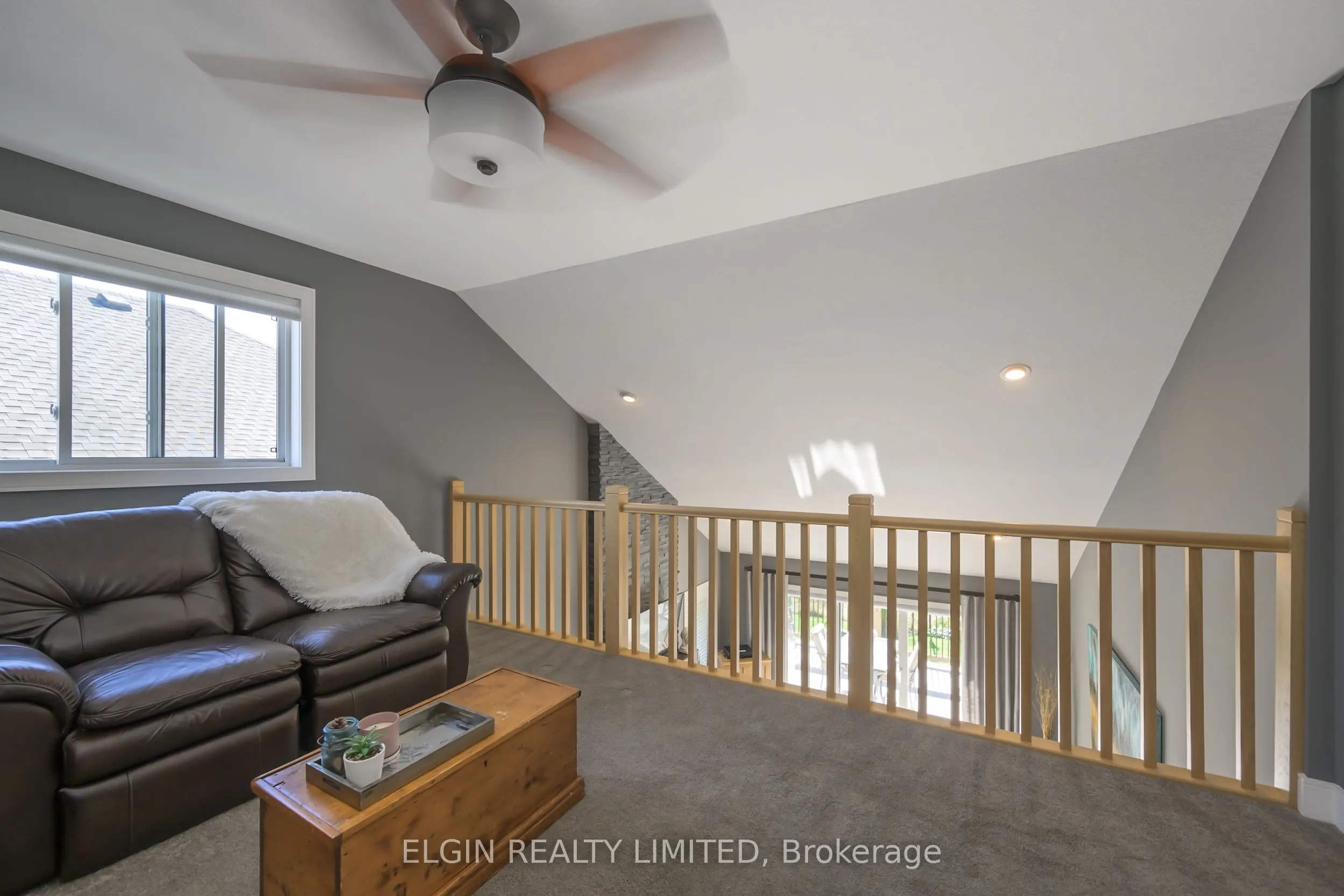 8 Deerfield Court