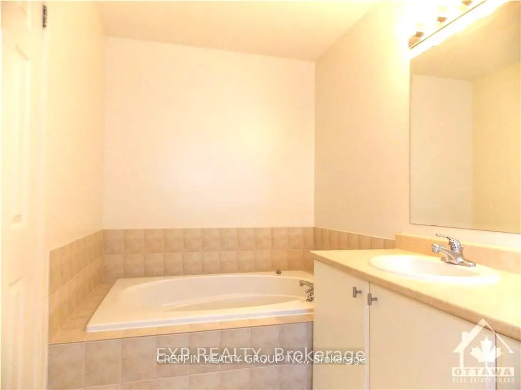 169 sorento Street E