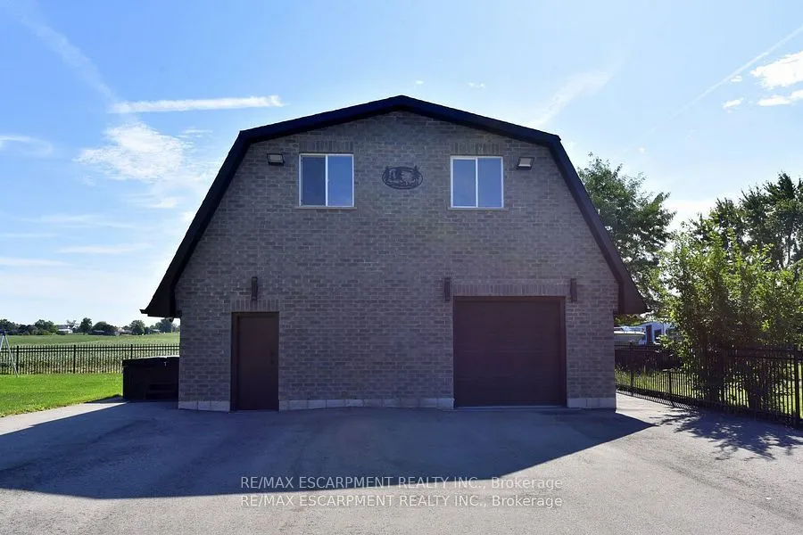 796 Highway 6