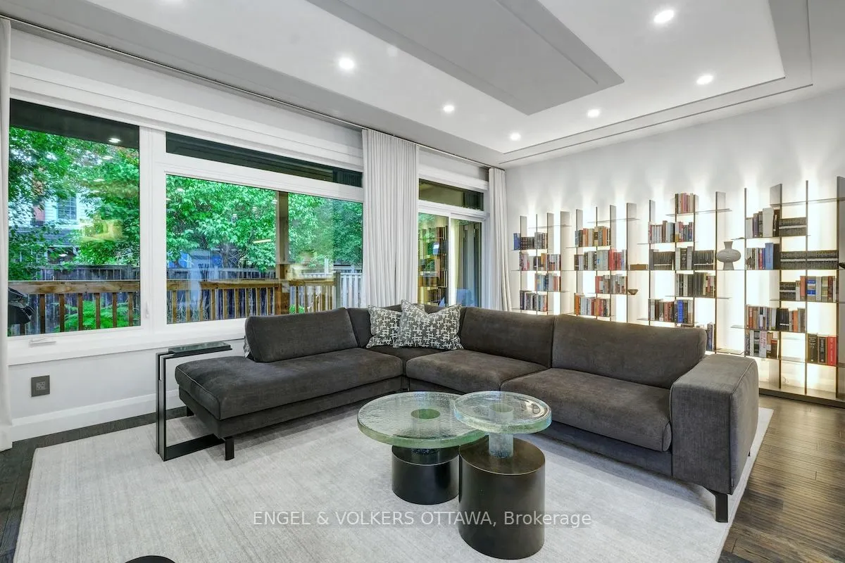 305 Westhill Avenue