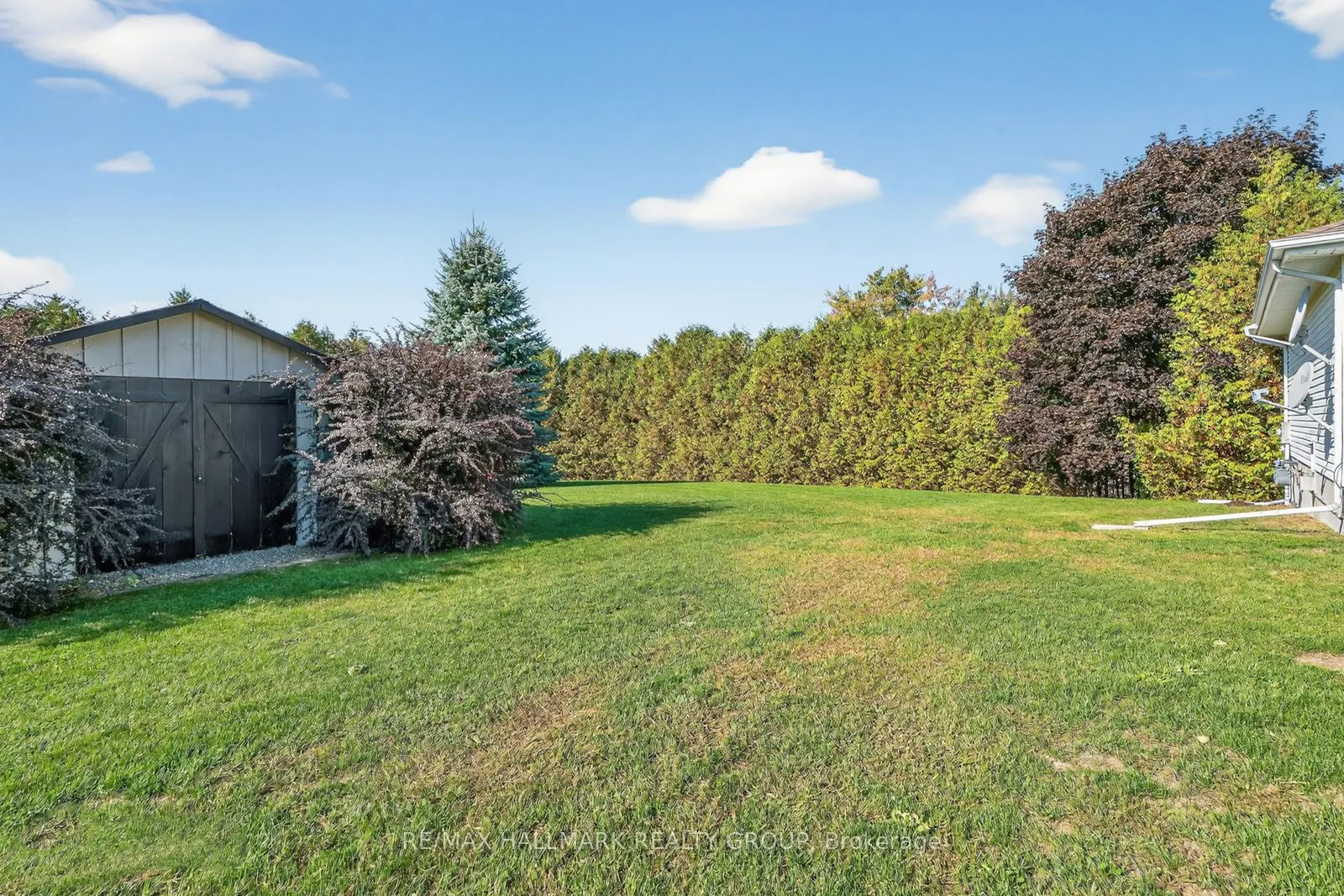 2851 GLENWOOD Drive