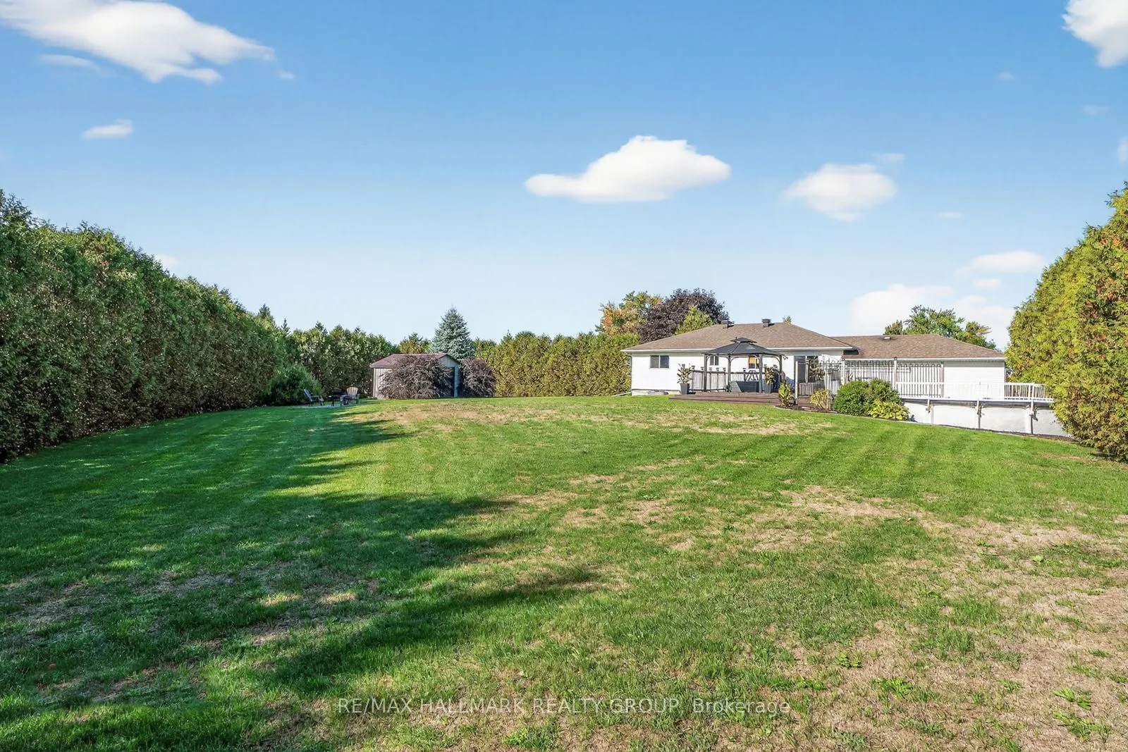 2851 GLENWOOD Drive