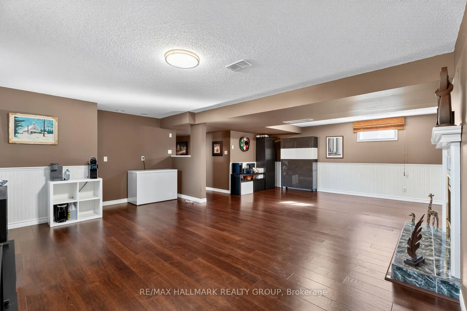 2851 GLENWOOD Drive