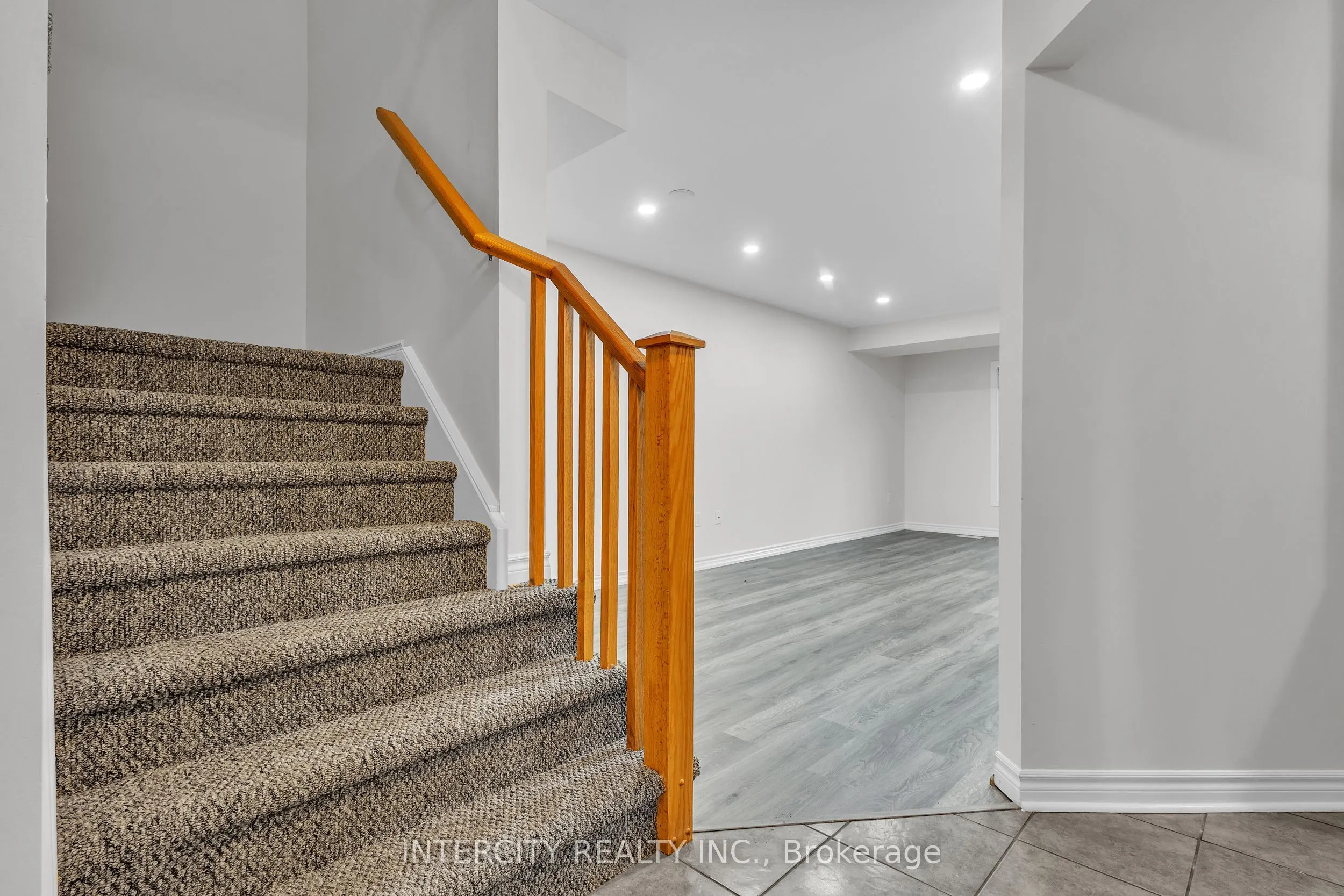 51 Laughland Lane