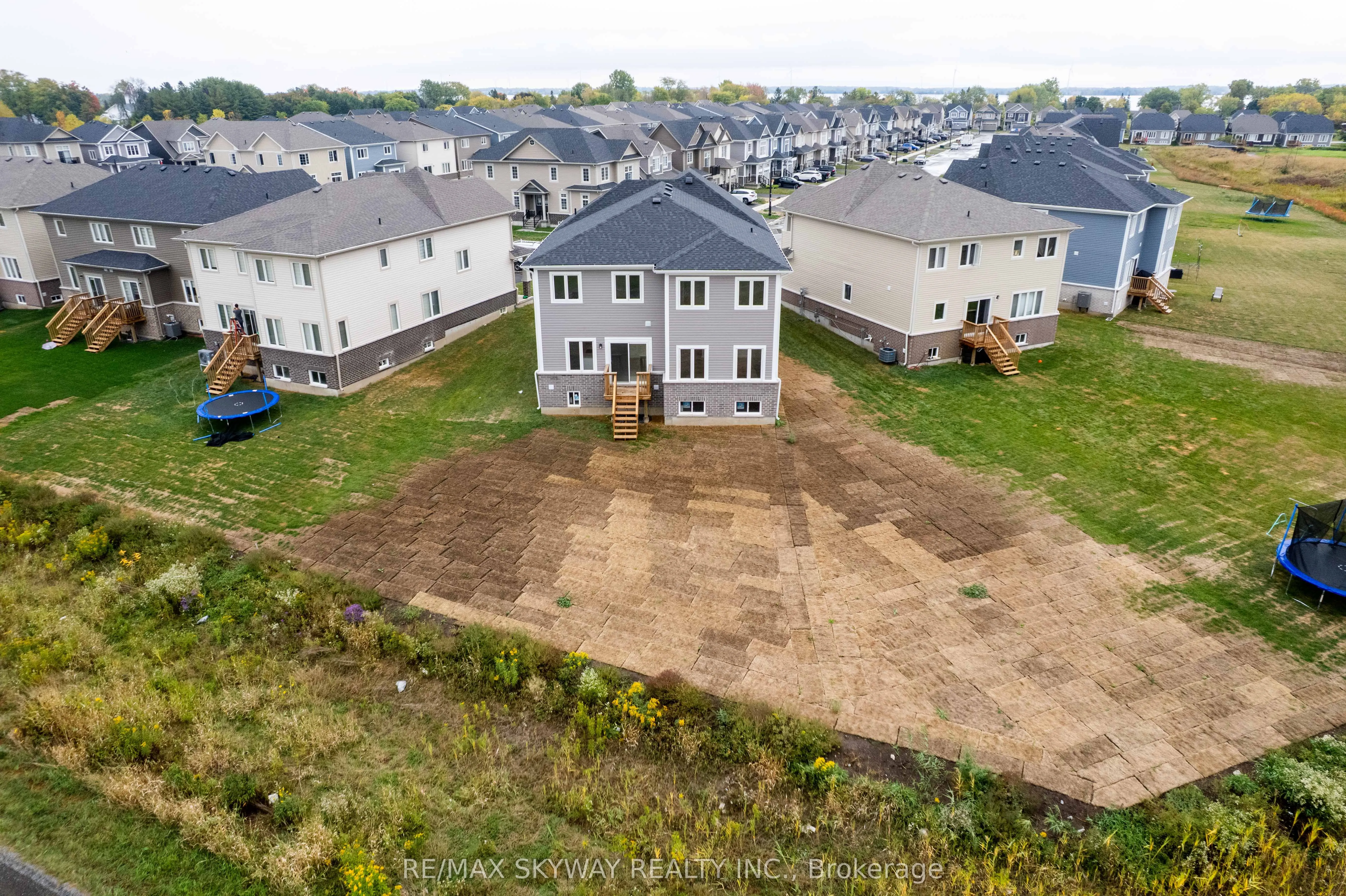76 Golf Links Drive