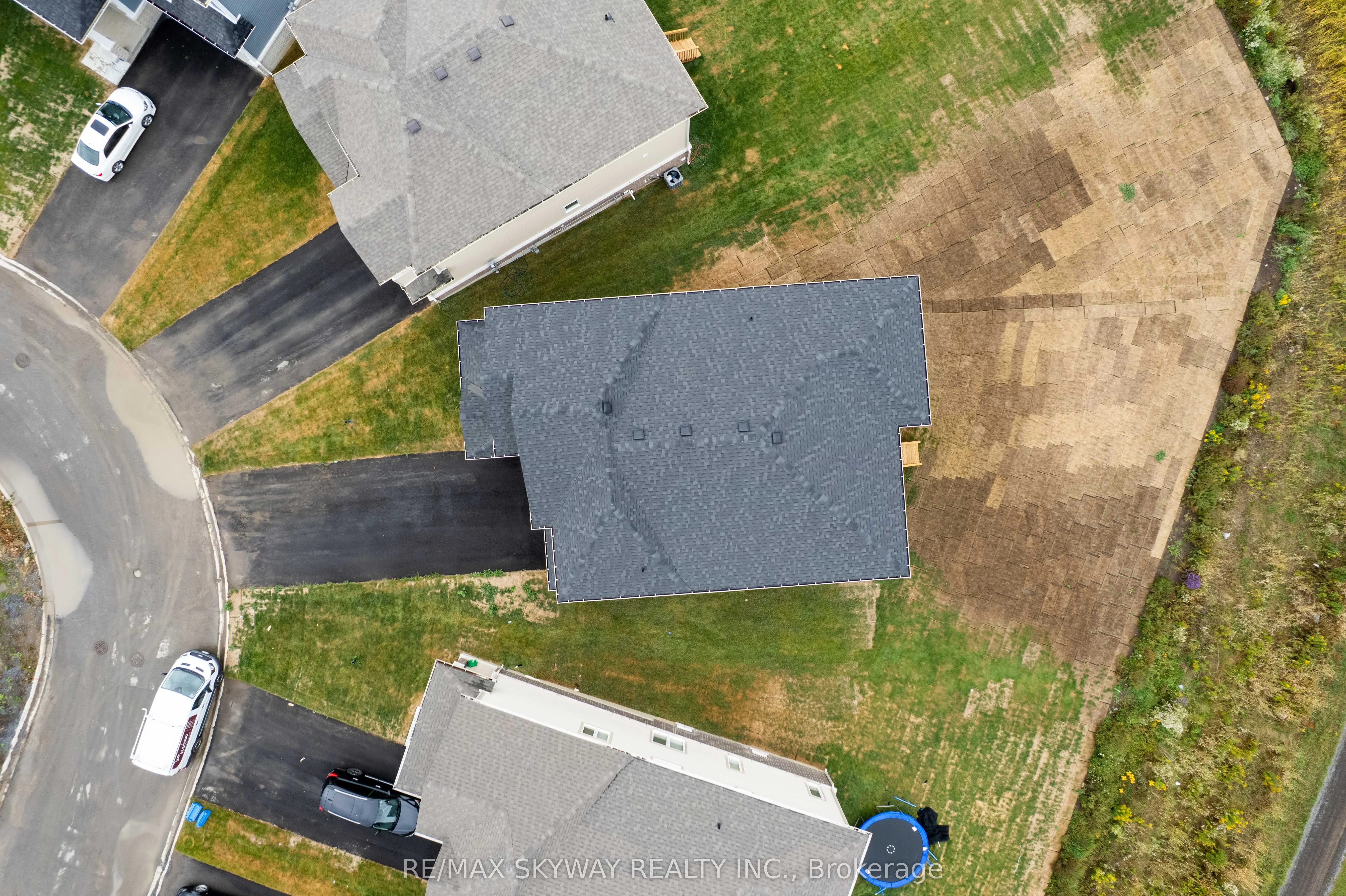 76 Golf Links Drive