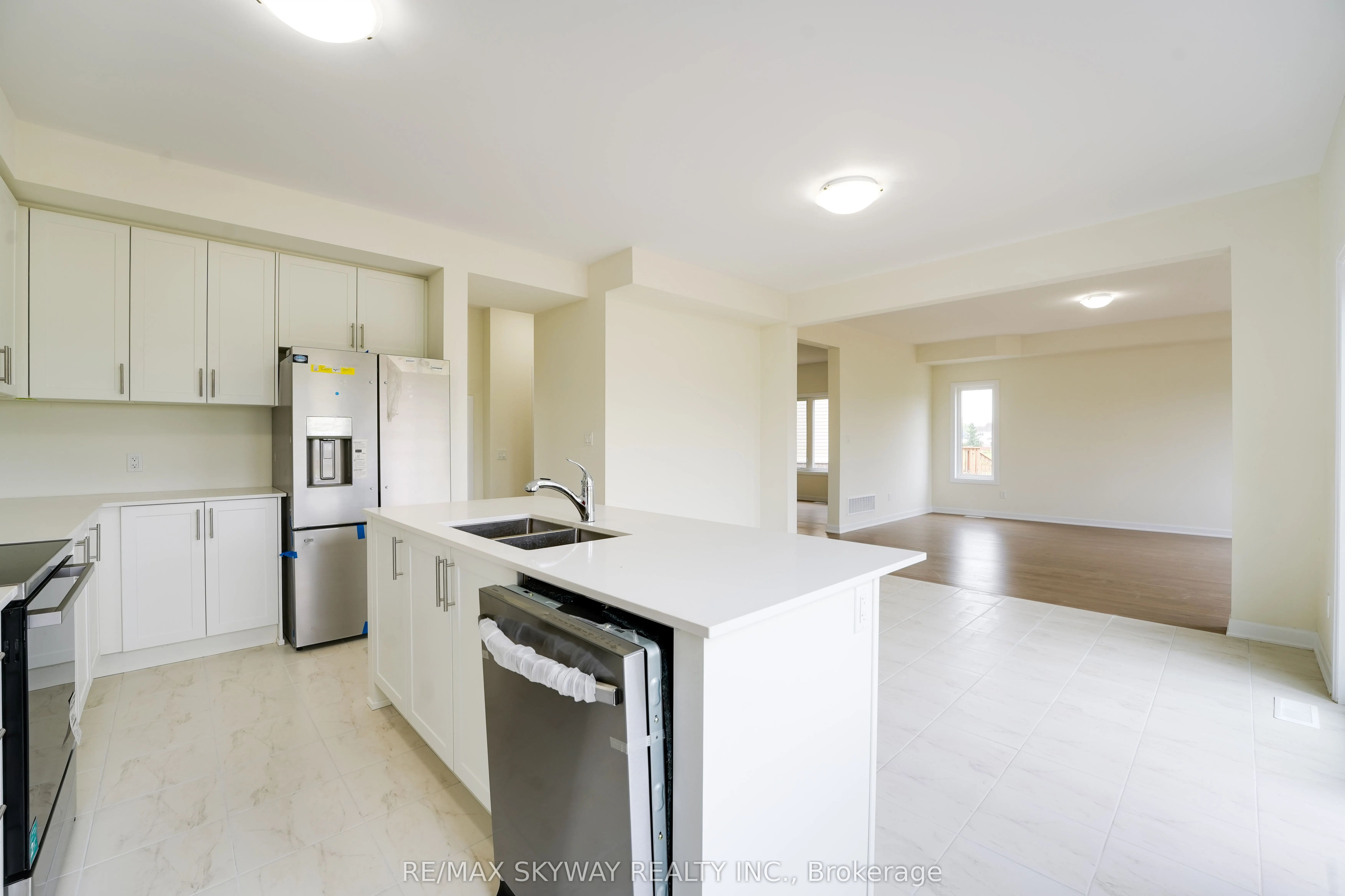 76 Golf Links Drive