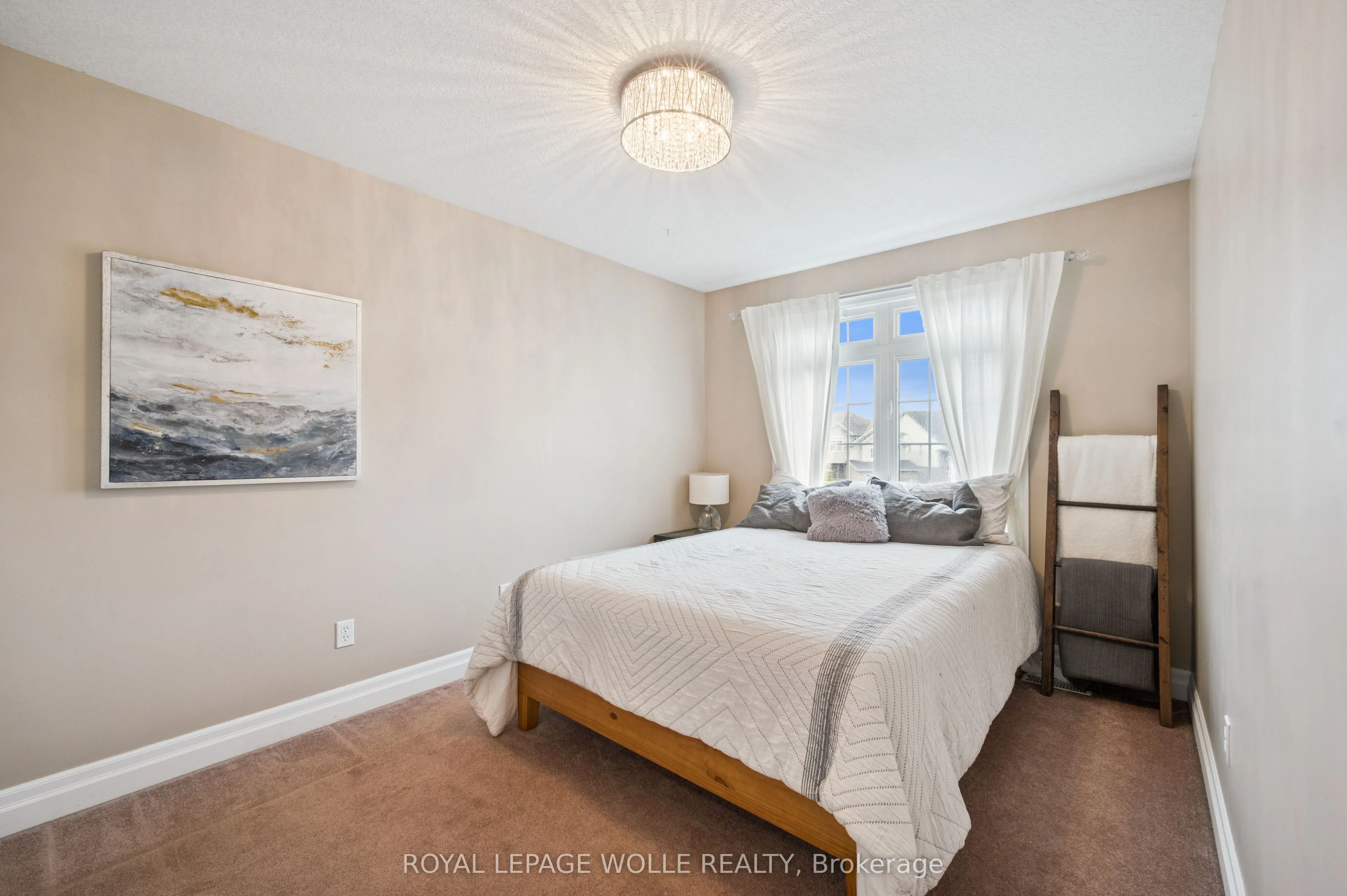 957 Banffshire Court