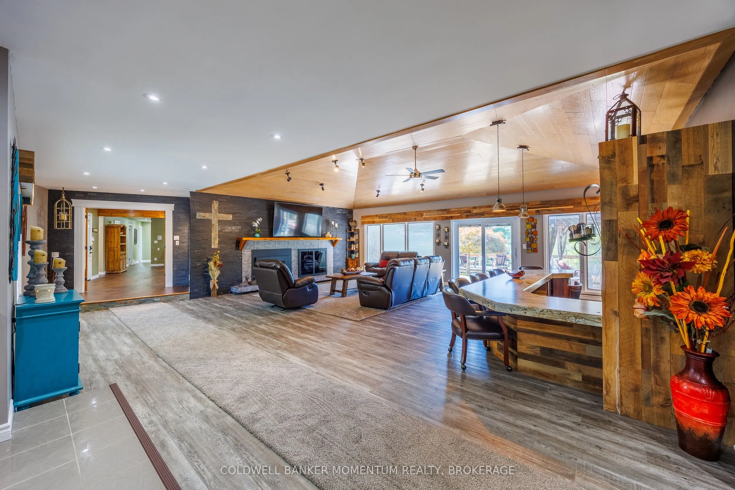 1285 Cockshutt Road, R.R. # 4 Road