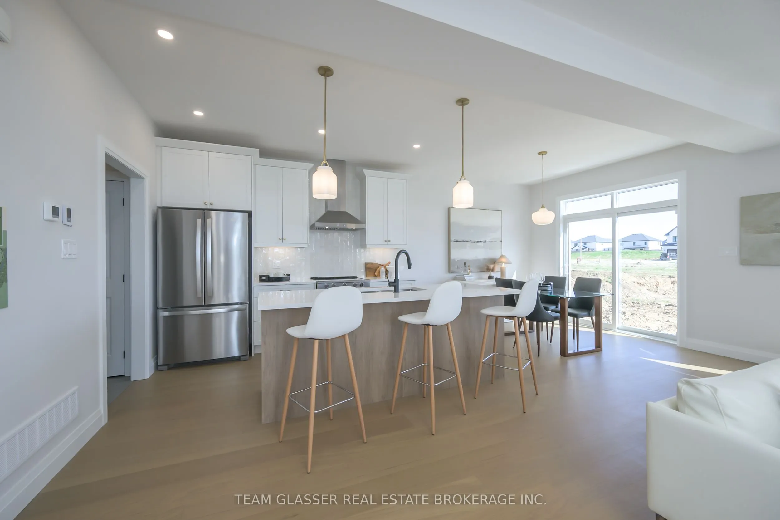 72 ALLISTER Drive
