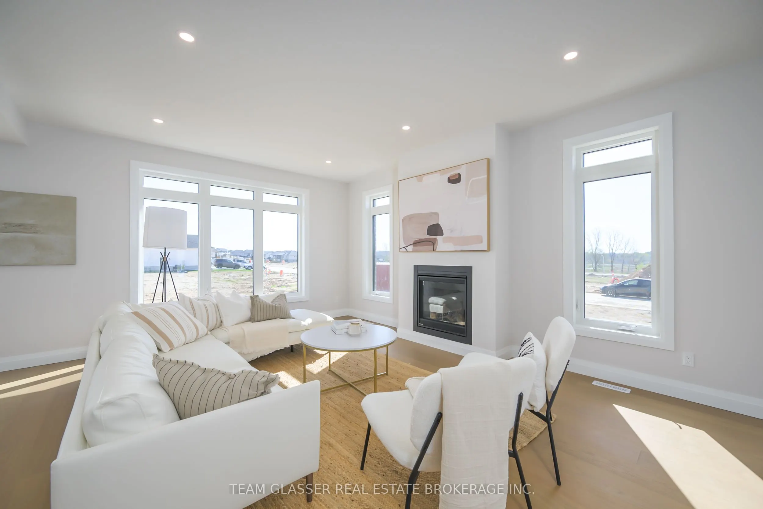 72 ALLISTER Drive