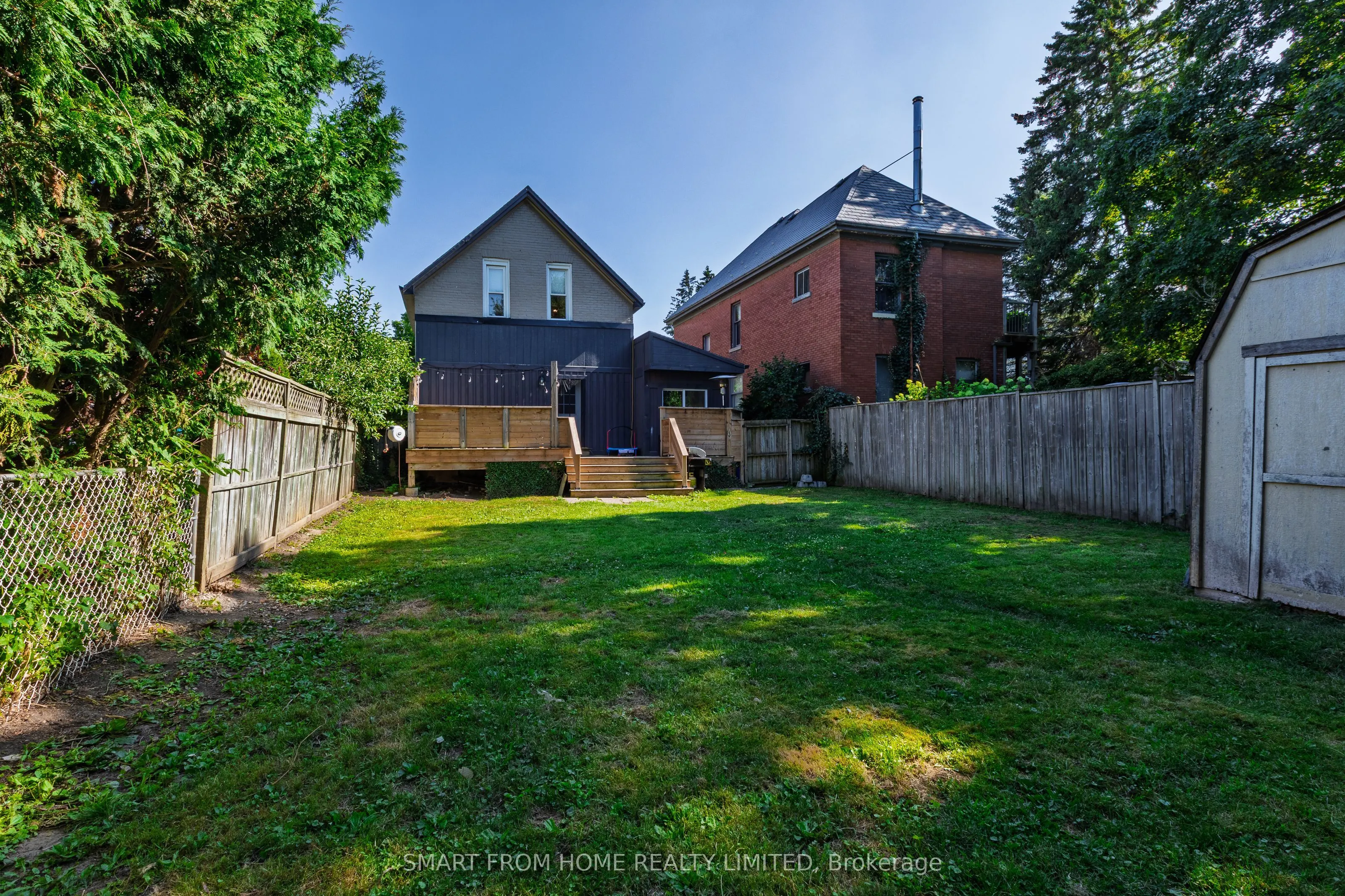 499 Canterbury Street