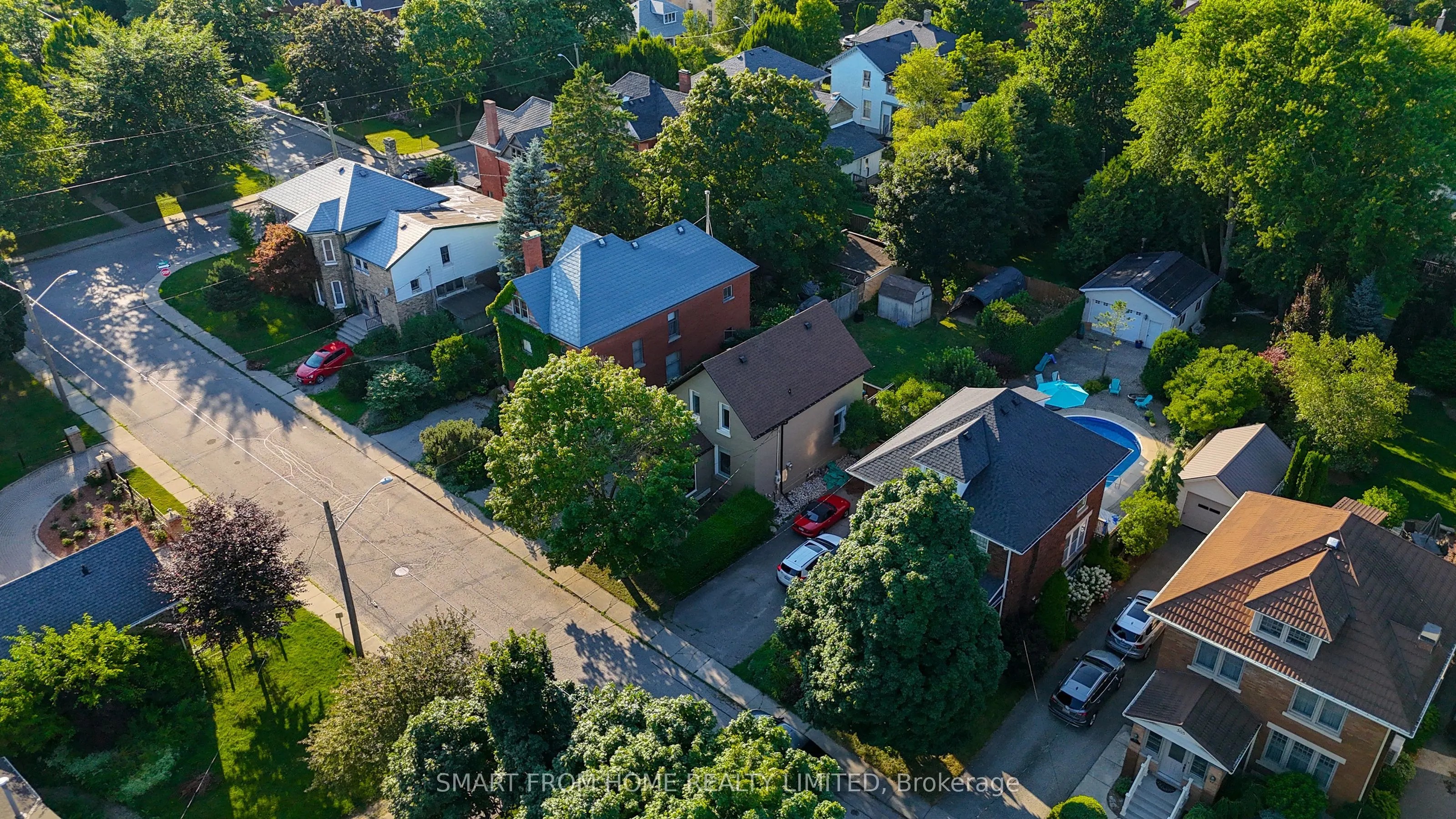 499 Canterbury Street