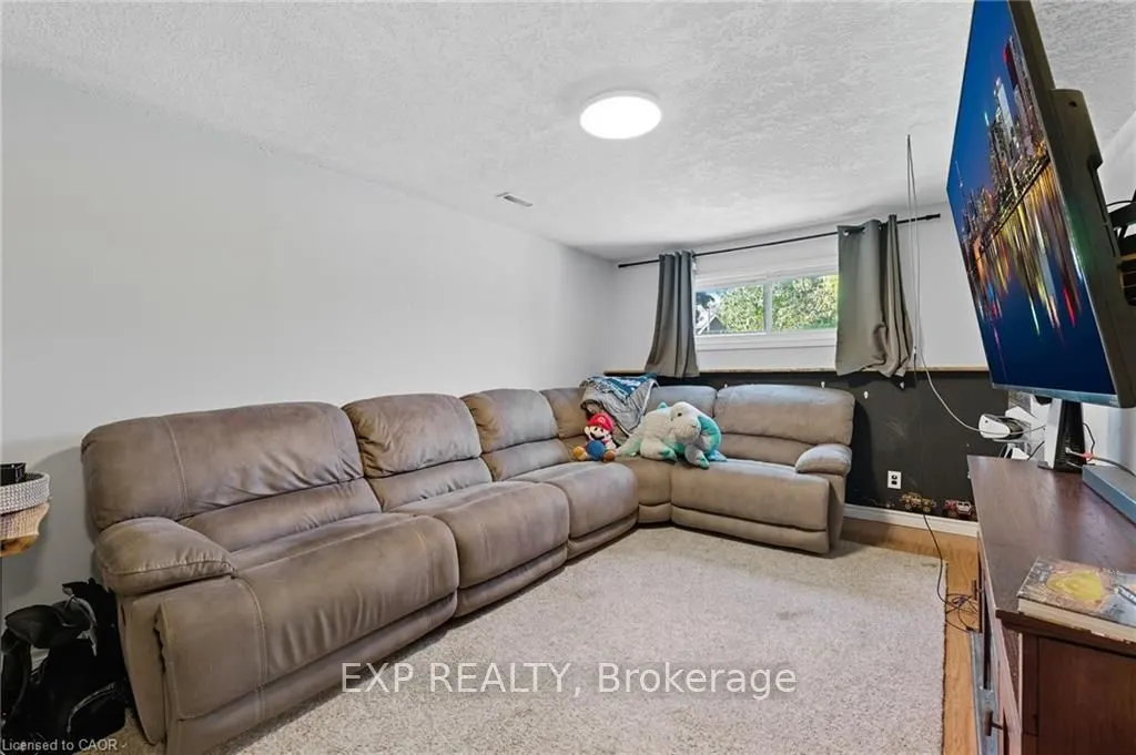 86 Sugar Maple Street
