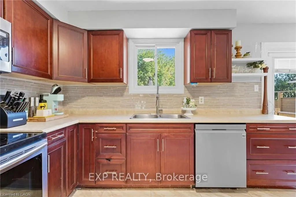 86 Sugar Maple Street