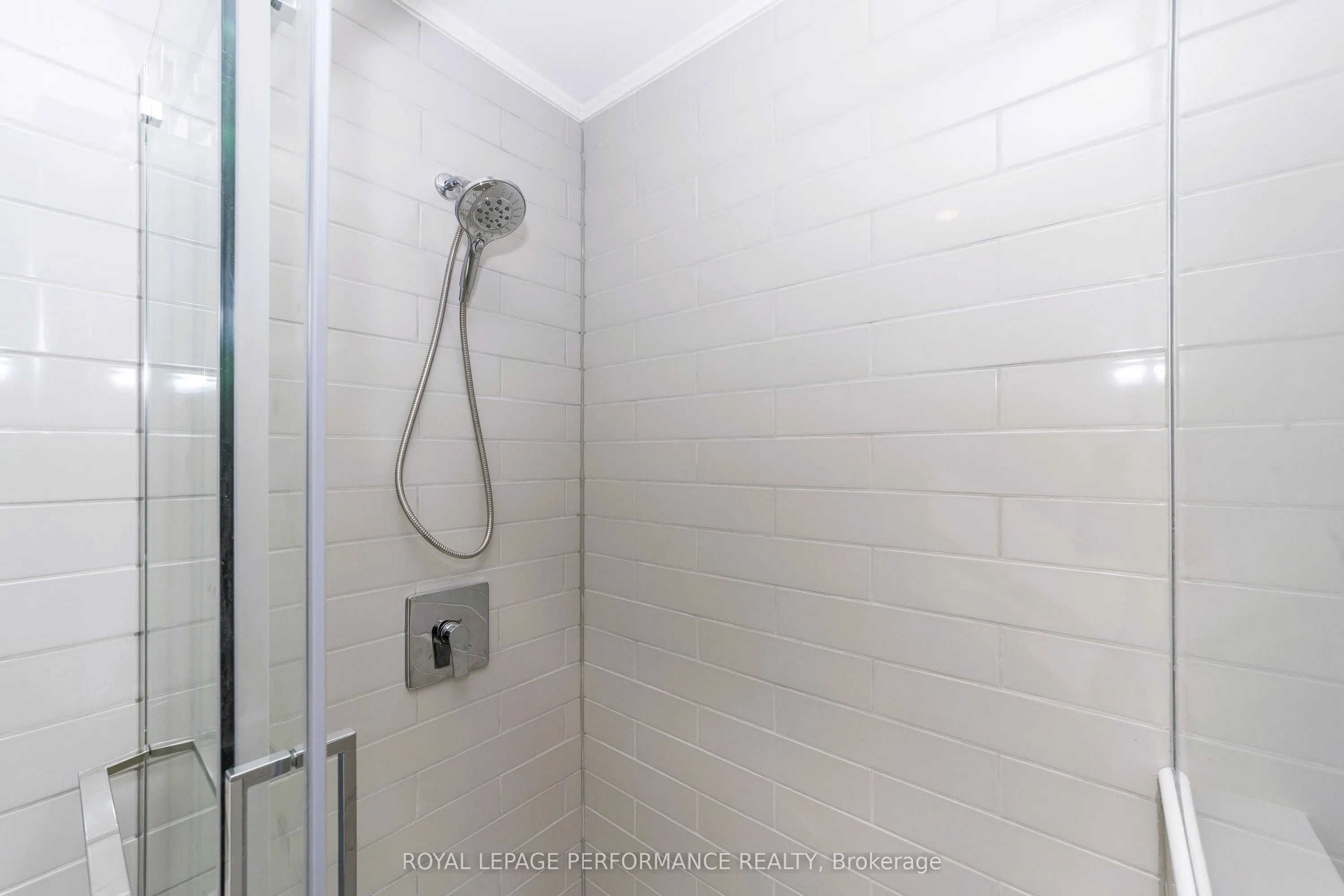 17 Springfield Road, #A