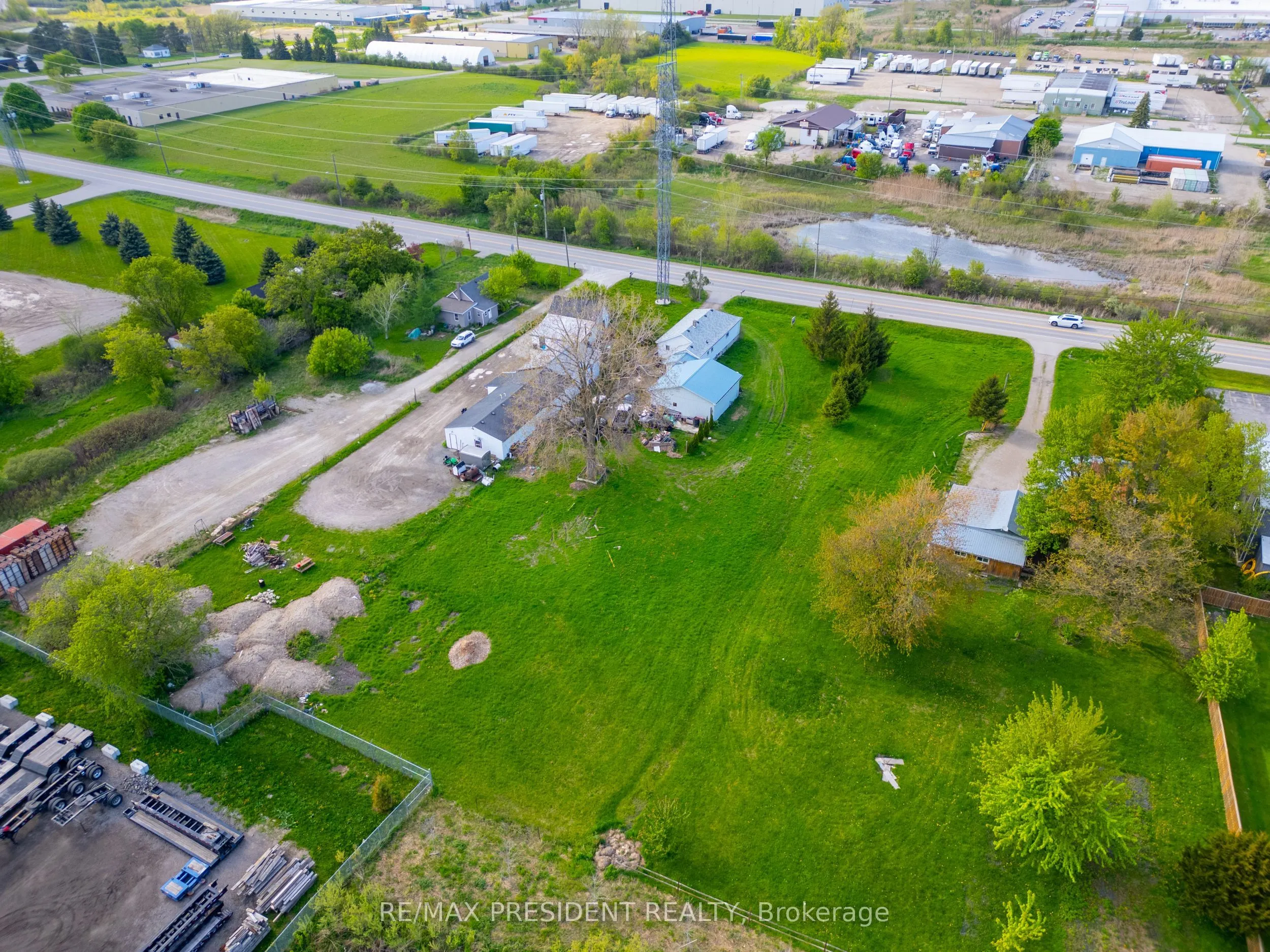 1224 Parkinson Road
