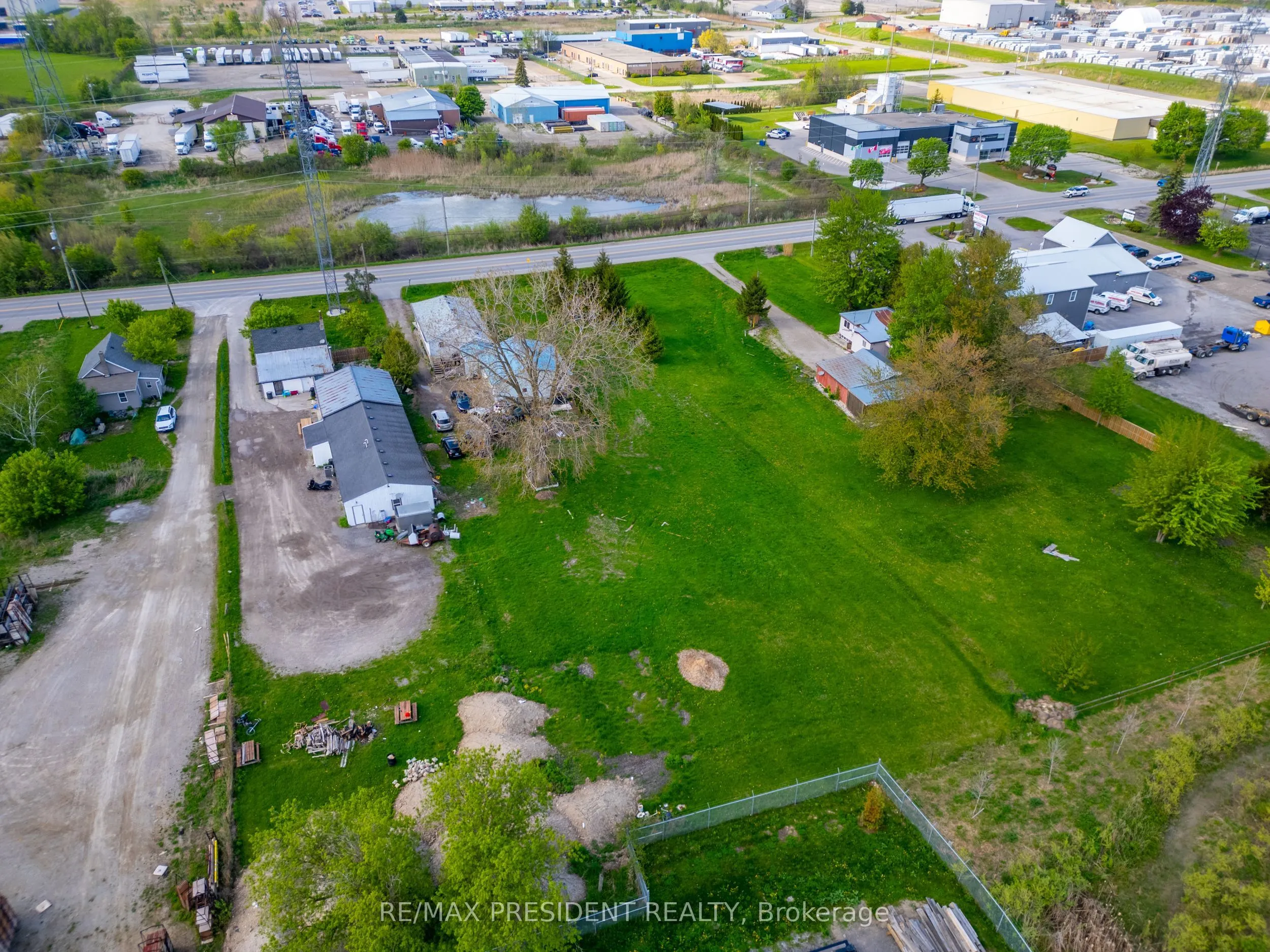 1224 Parkinson Road