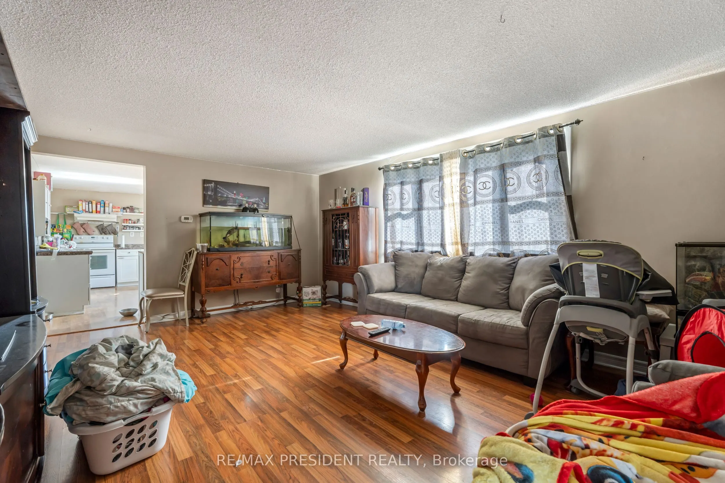 1224 Parkinson Road