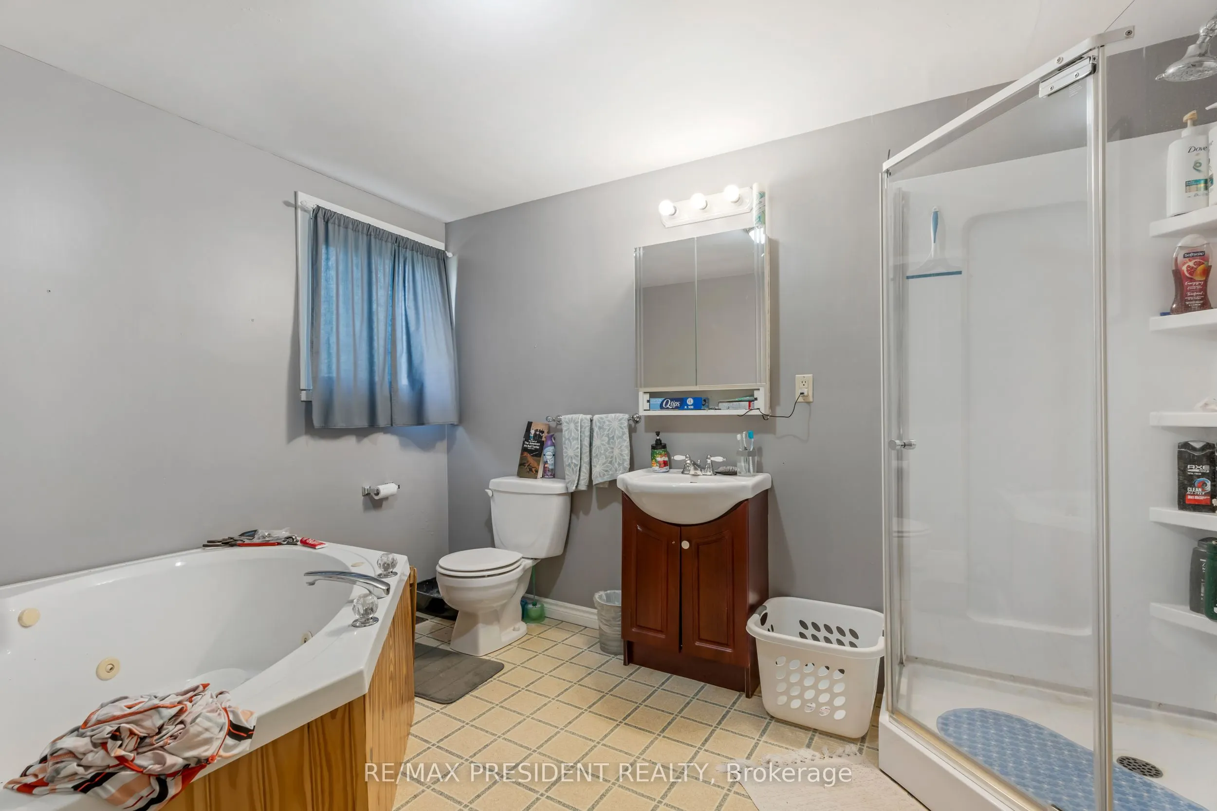 1224 Parkinson Road