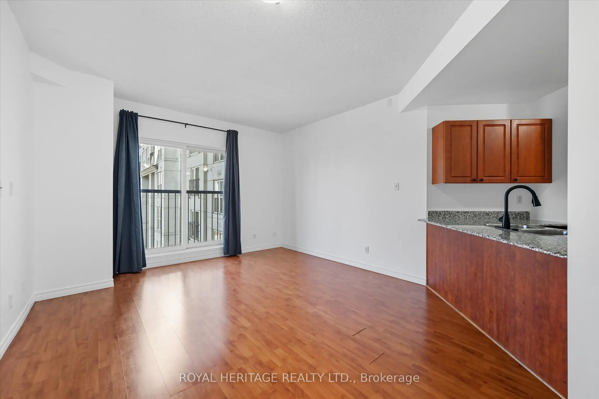 135 James Street S, #615