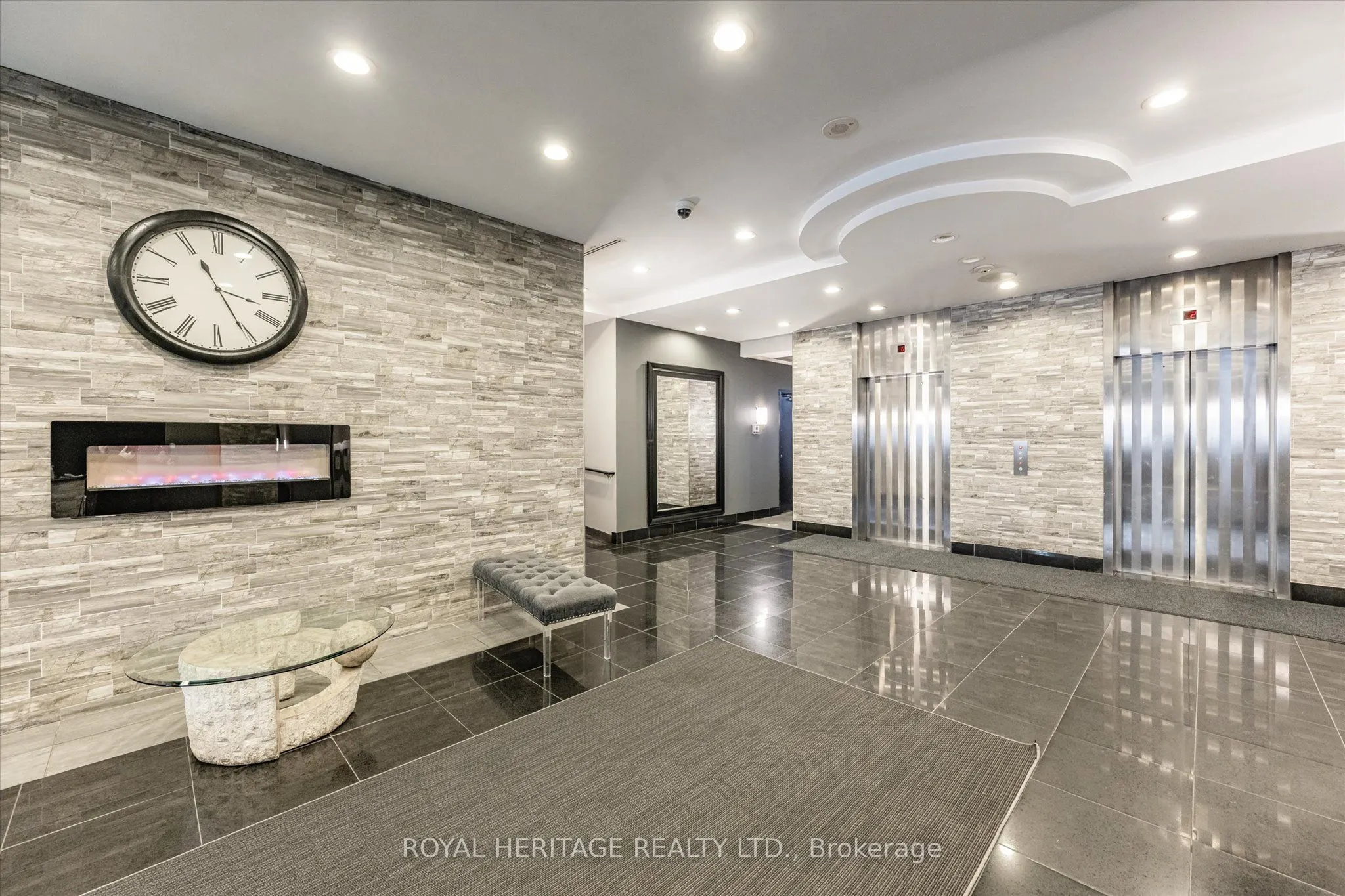135 James Street S, #615