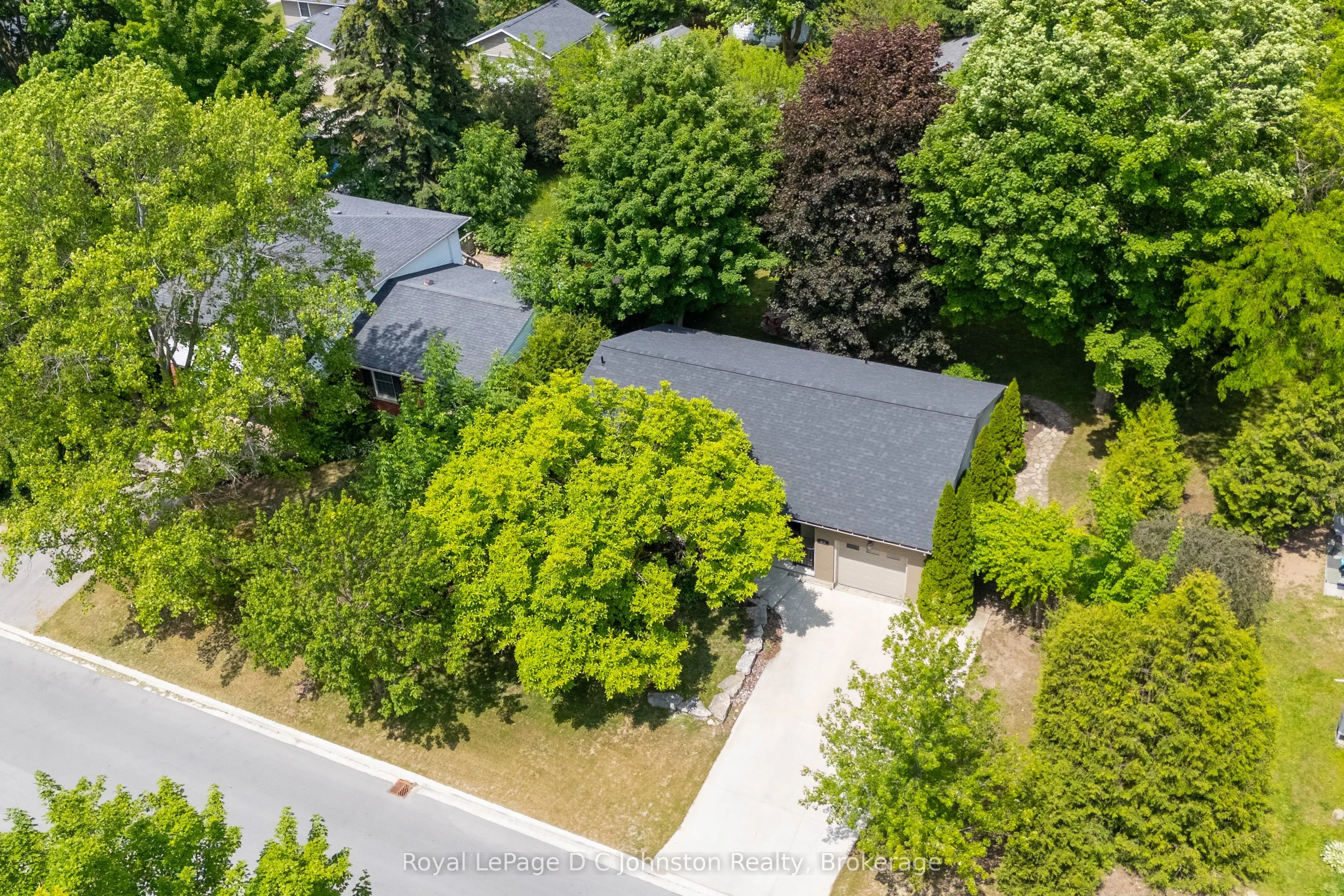 623 Louis Street