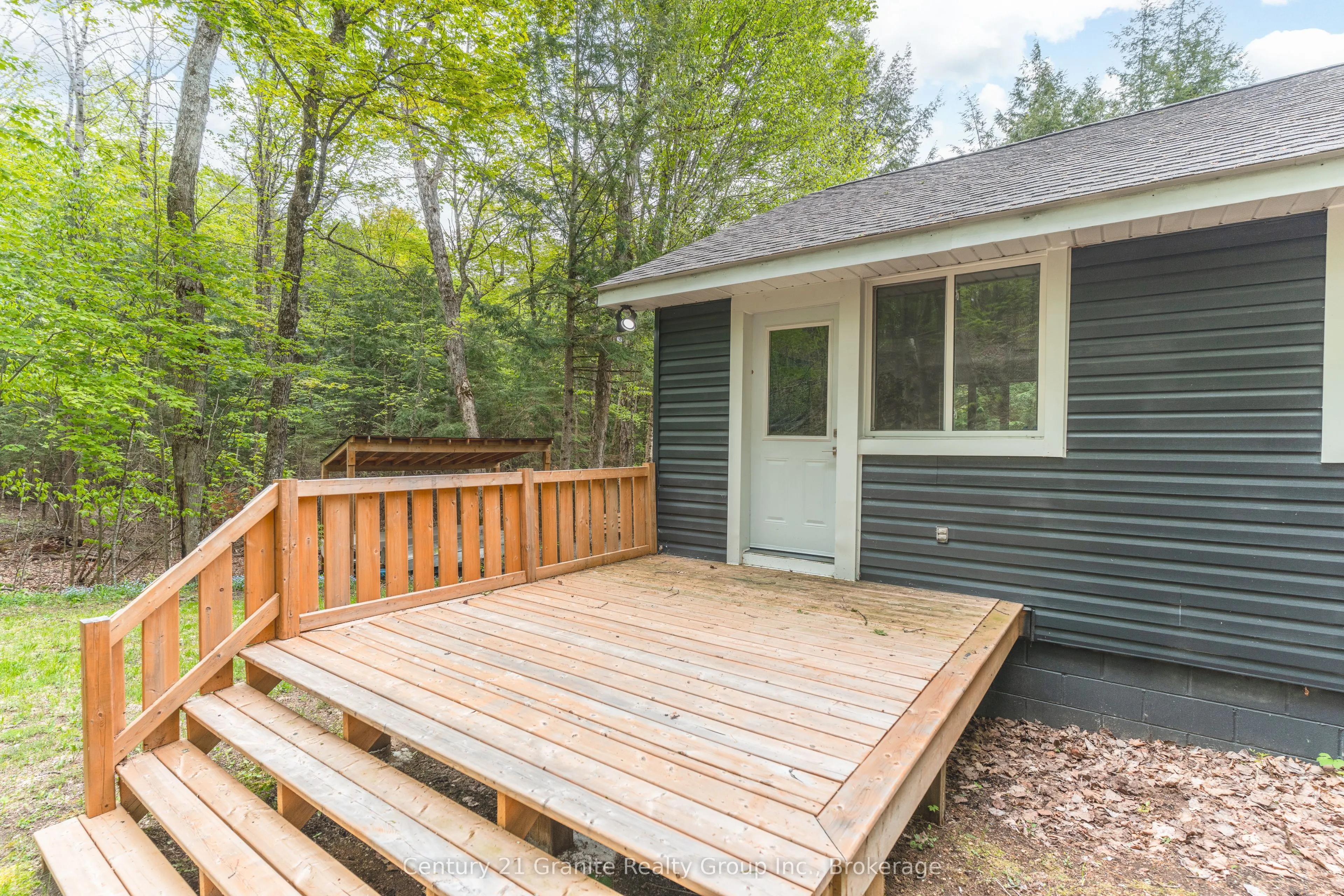 7032 County Road 121