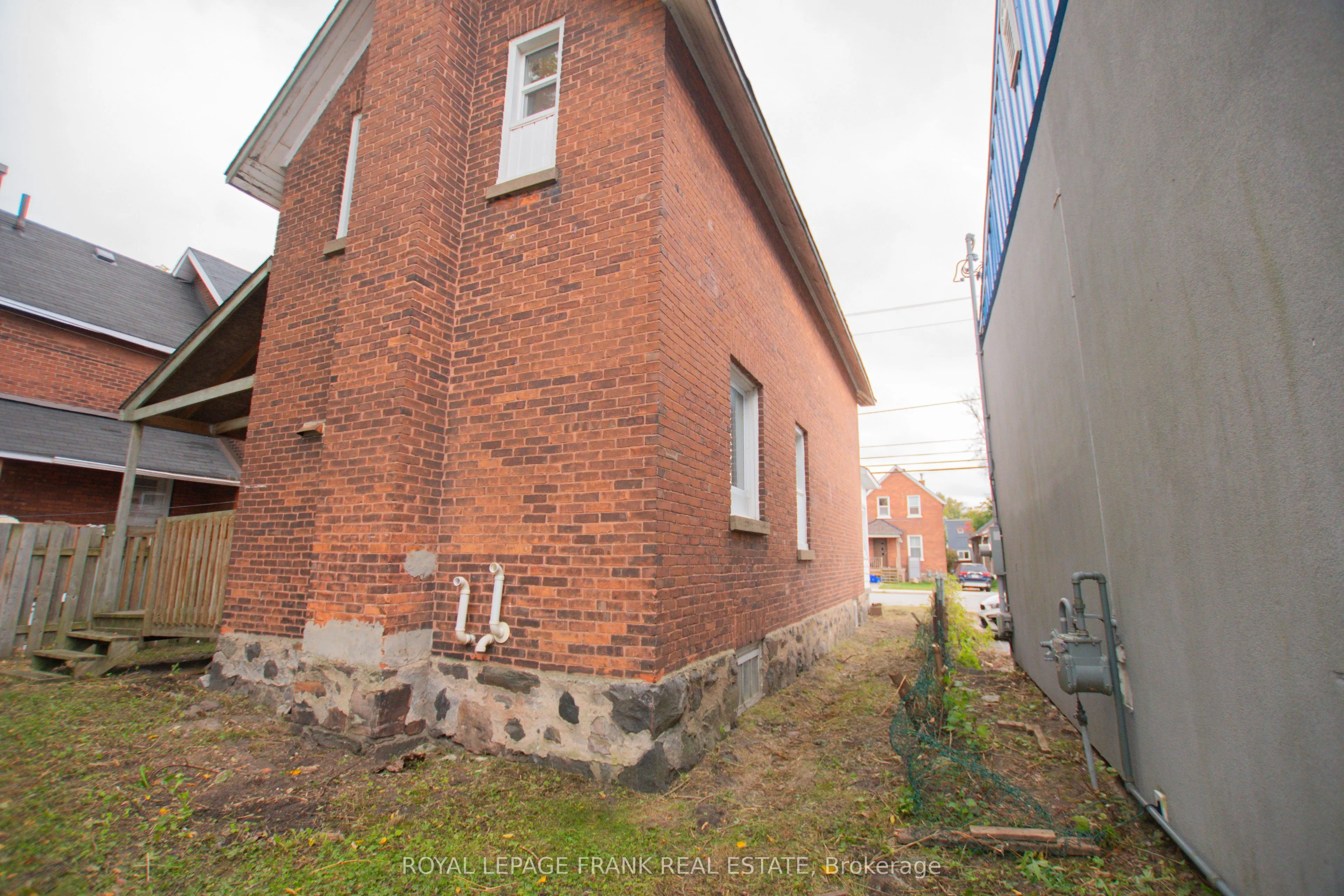 340 Regina Street