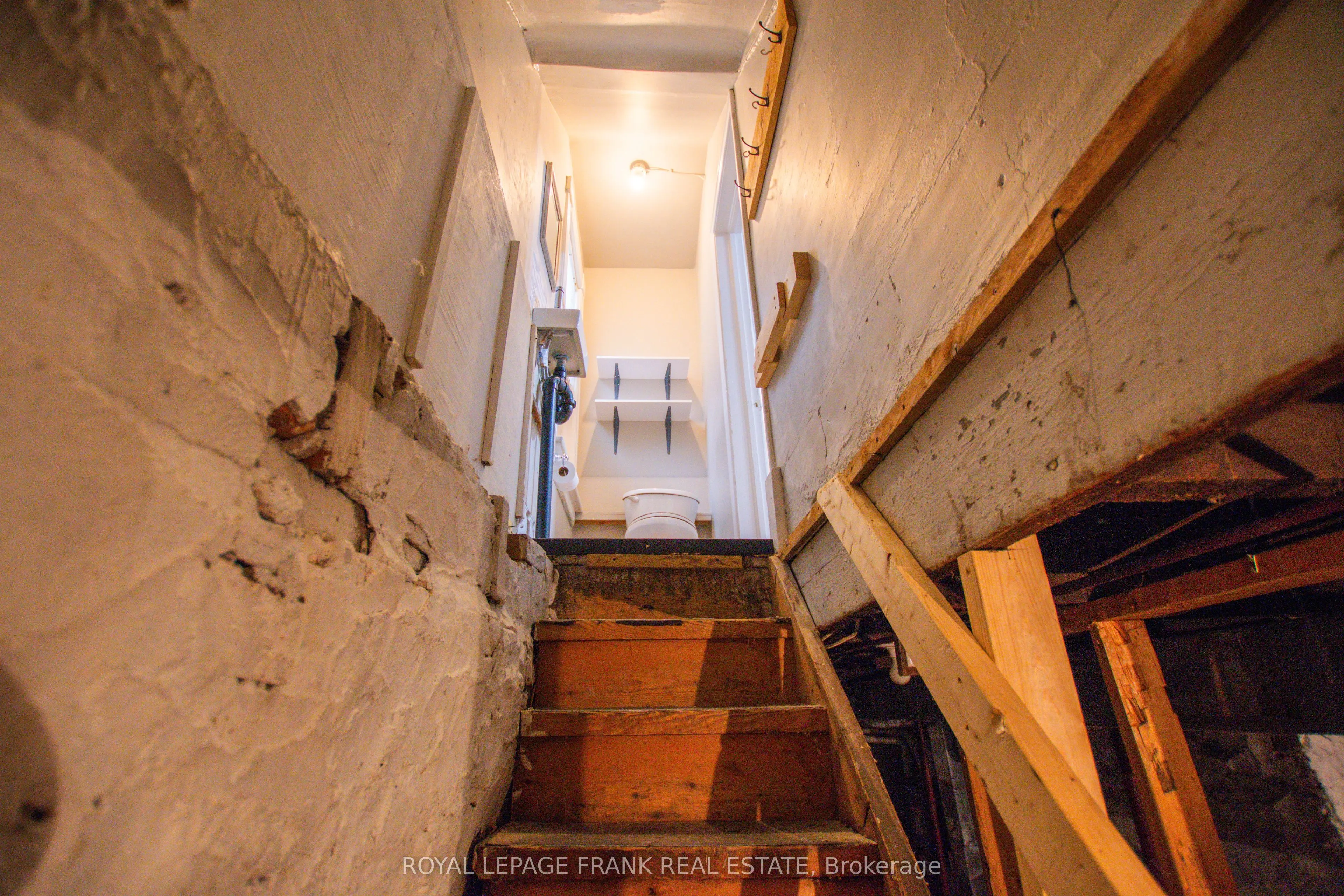 340 Regina Street